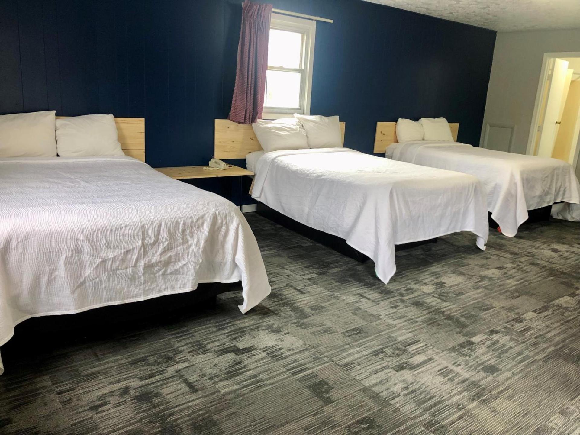 ROYALINN photo 19