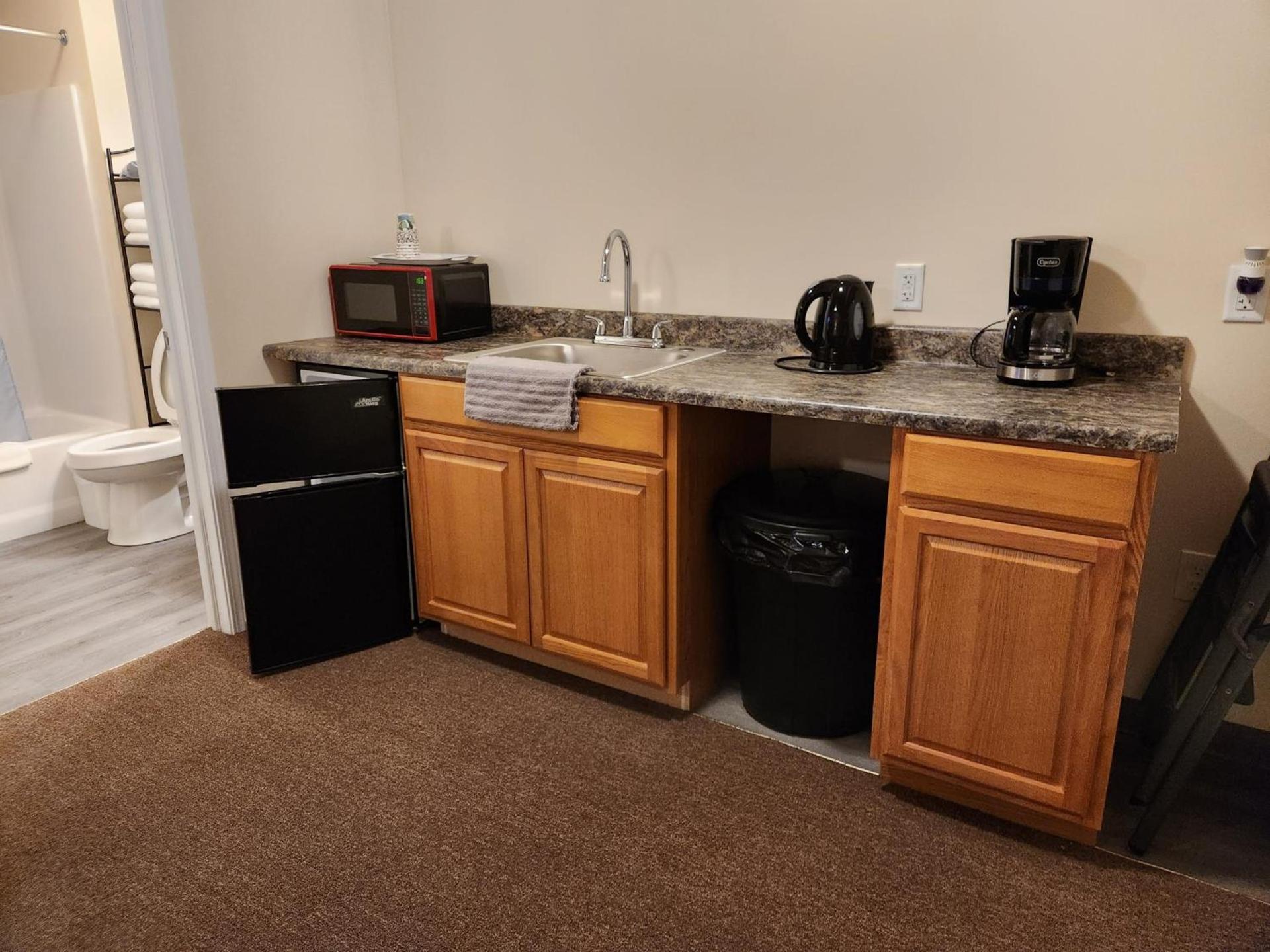 Stay Inn Niagara Falls Vacation Studios photo 18