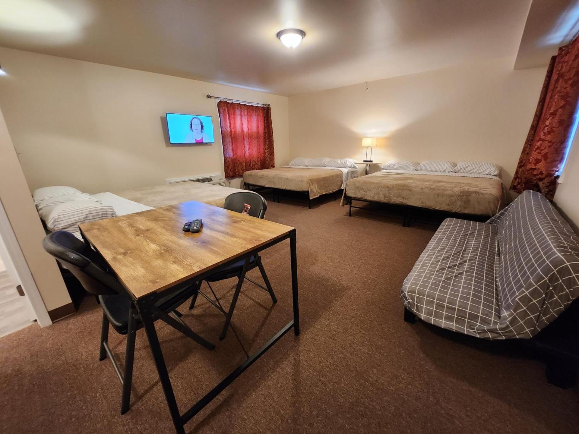 Stay Inn Niagara Falls Vacation Studios photo 11