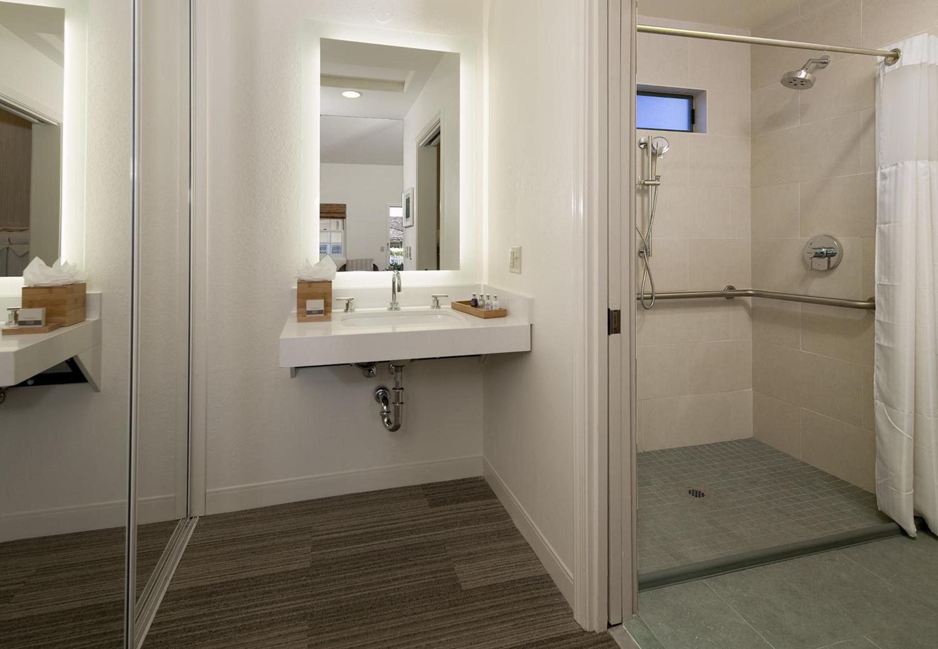 Fogcatcher Inn photo 16