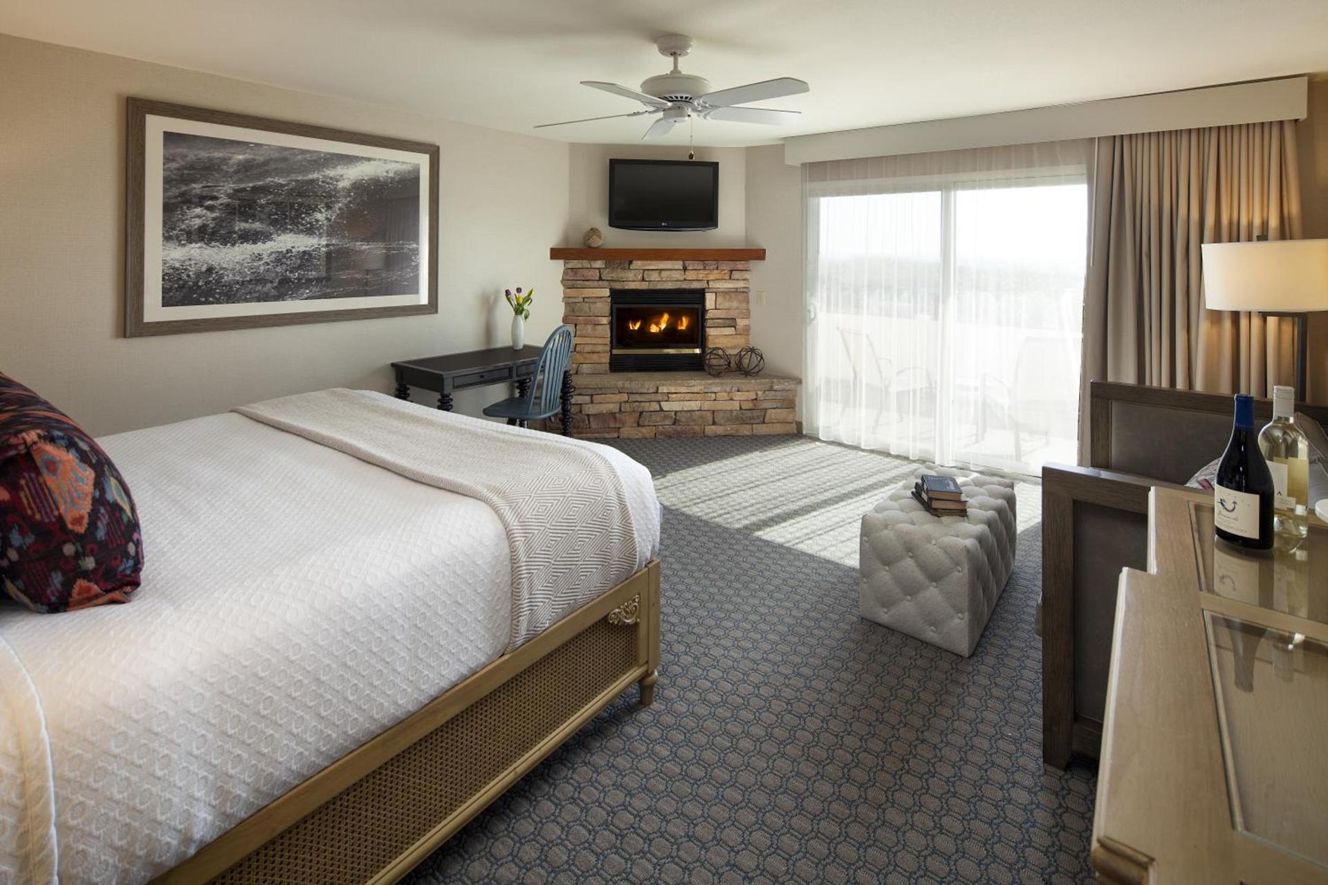 Spyglass Inn photo 22