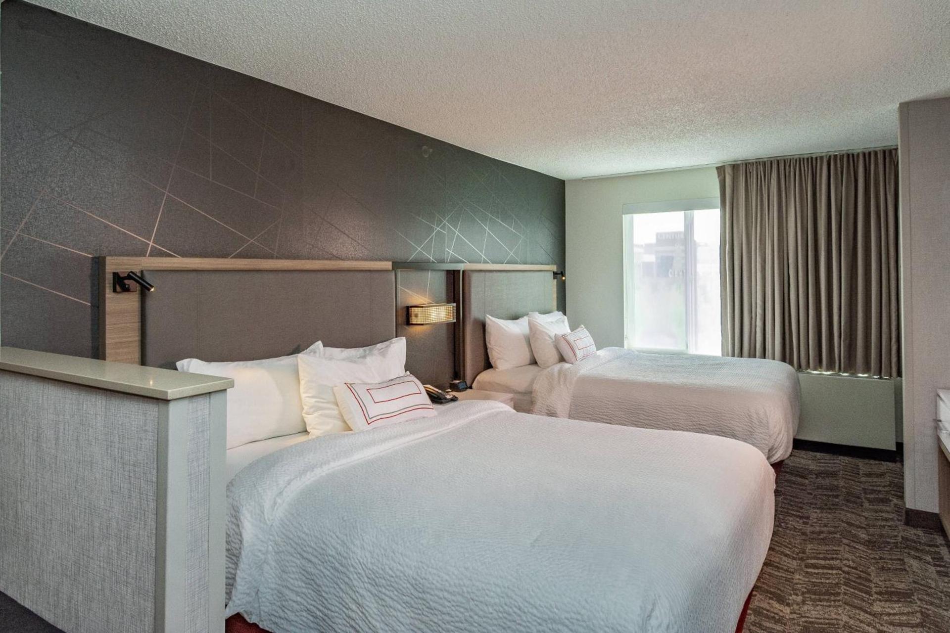 SpringHill Suites Anchorage Midtown photo 4