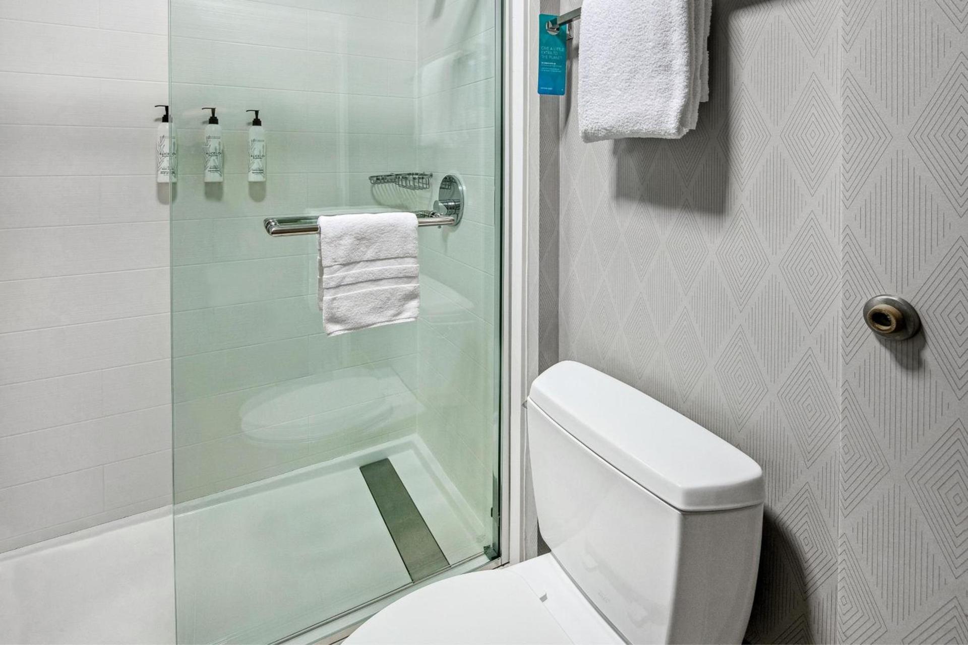 SpringHill Suites Anchorage Midtown photo 10