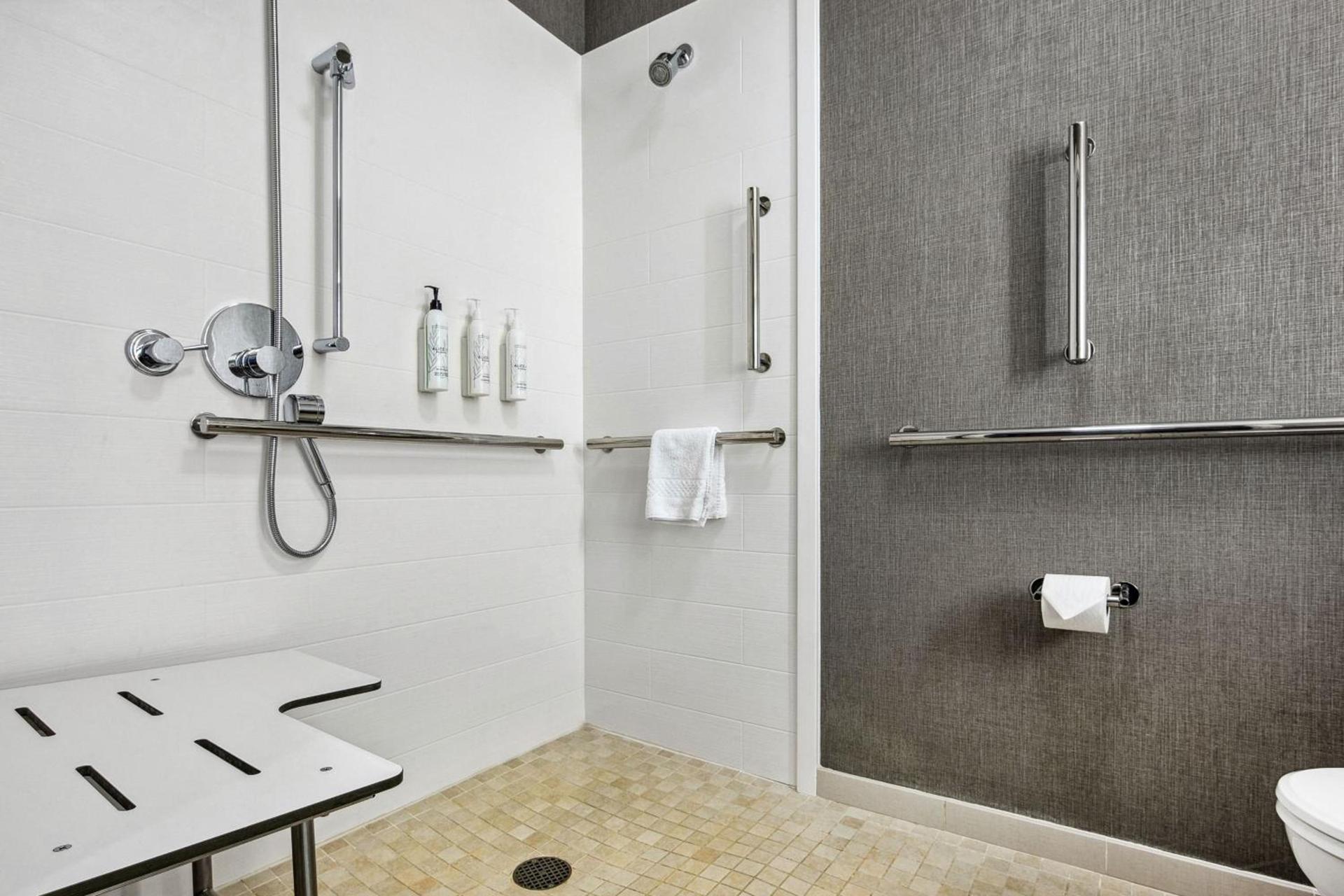 SpringHill Suites Anchorage Midtown photo 13