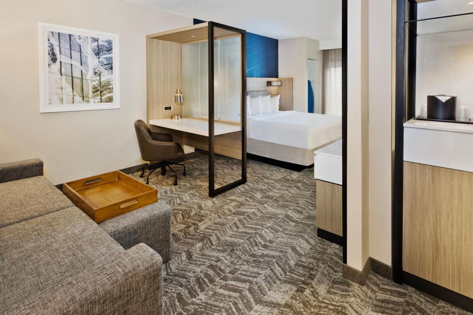 SpringHill Suites Birmingham Colonnade photo 3