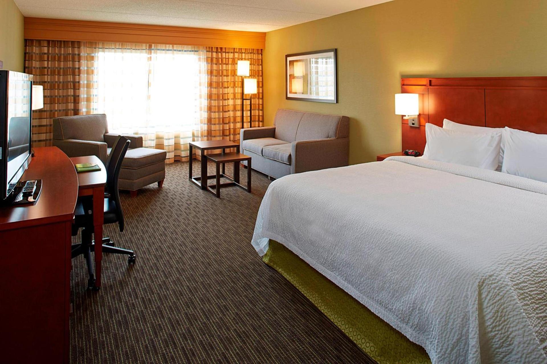 Courtyard by Marriott Ithaca Airport/University photo 7