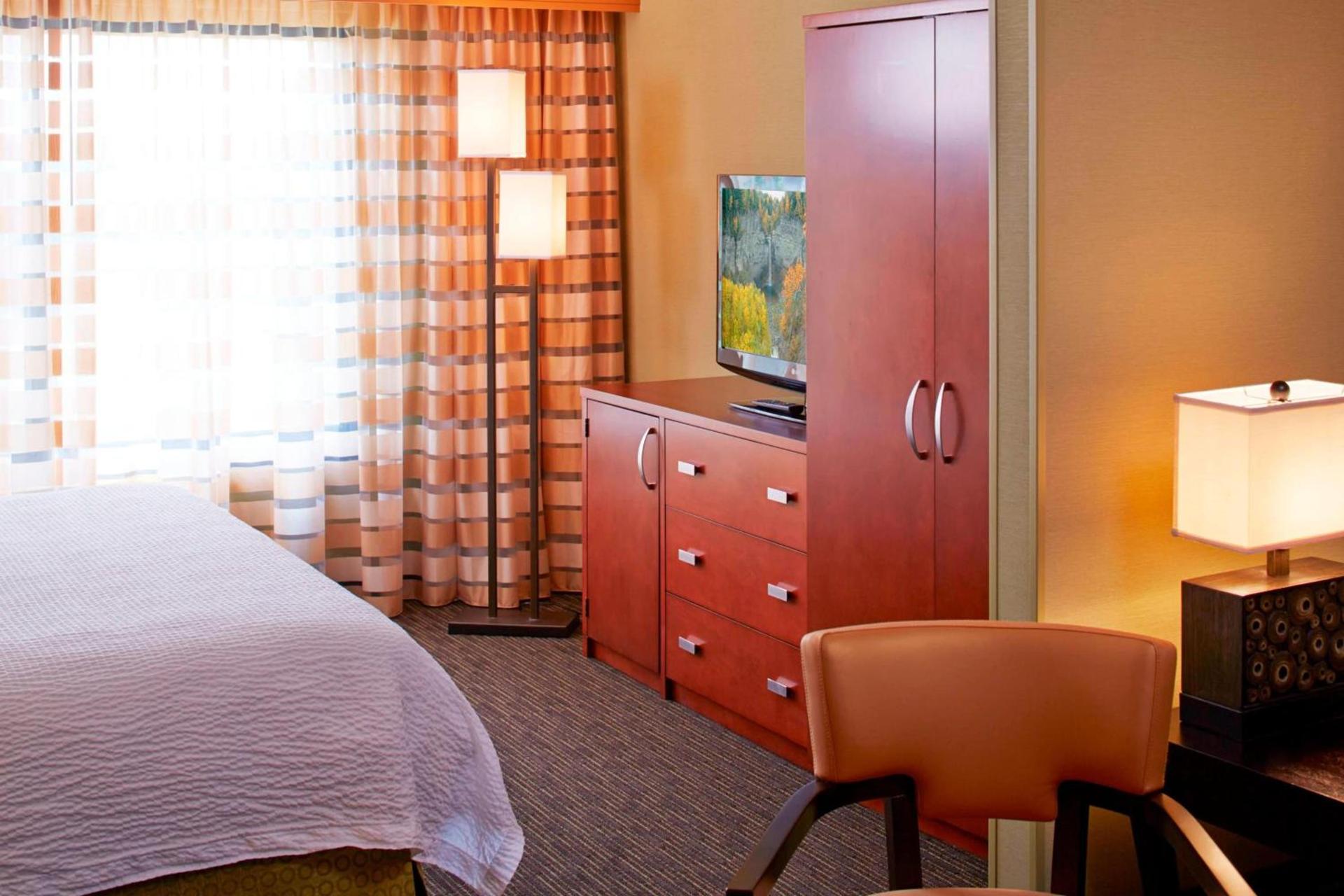 Courtyard by Marriott Ithaca Airport/University photo 9