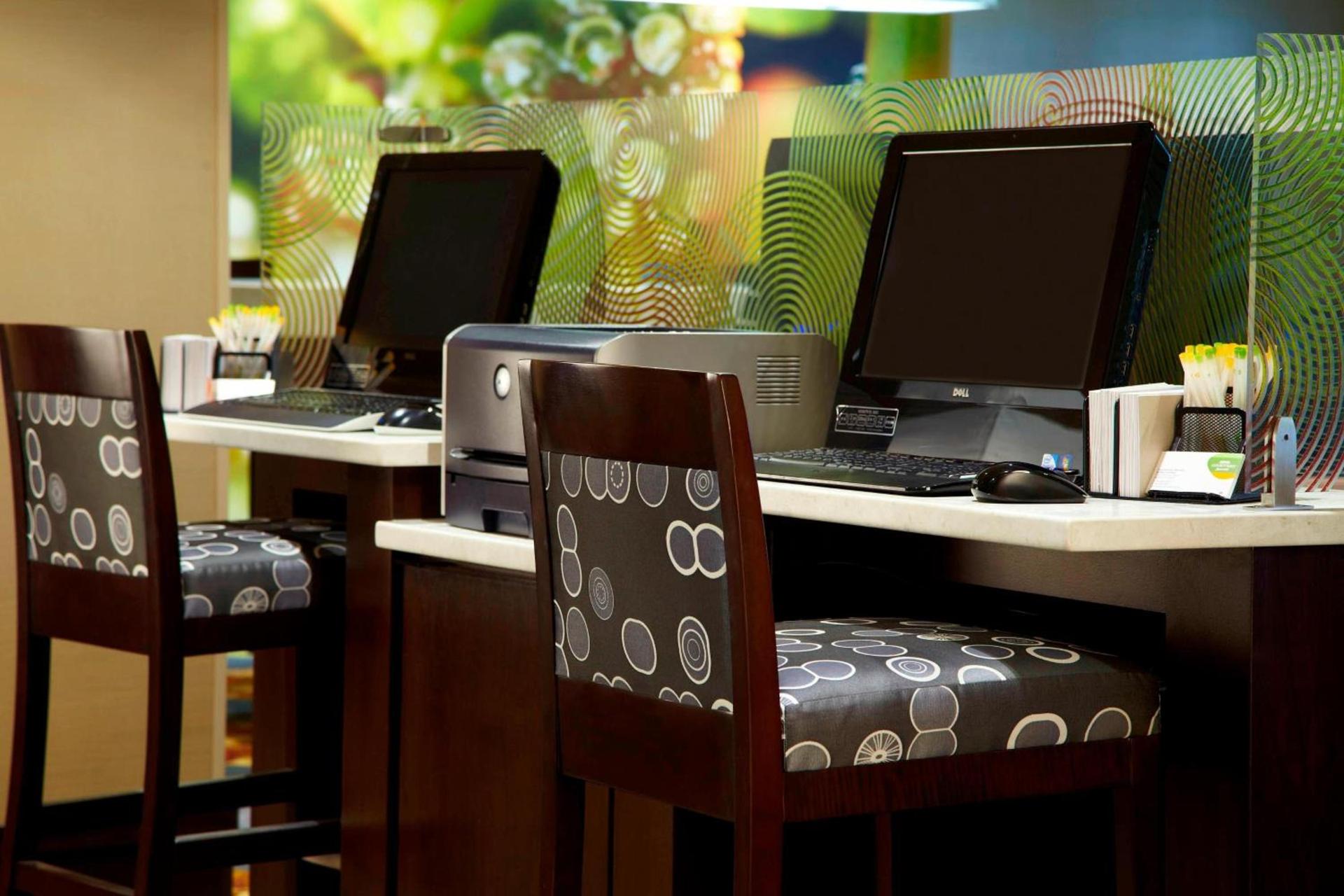 Courtyard by Marriott Ithaca Airport/University photo 13