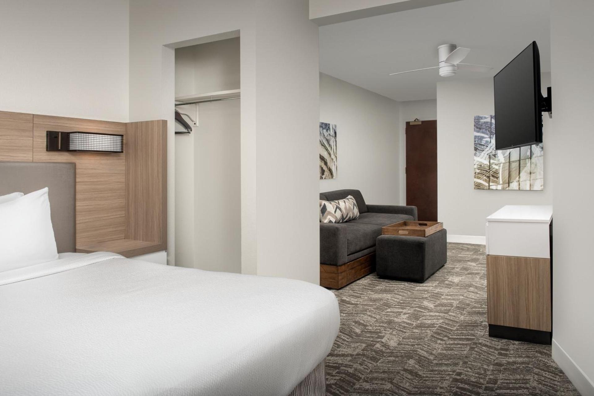 SpringHill Suites by Marriott Atlanta Buford/Mall of Georgia photo 10