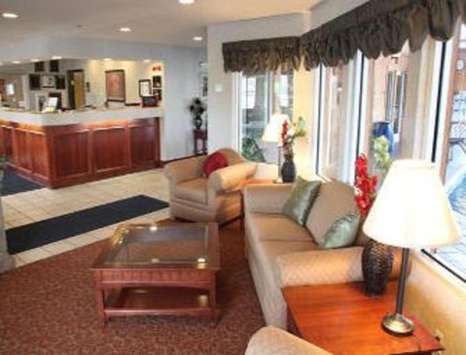 Baymont by Wyndham Rolla photo 35