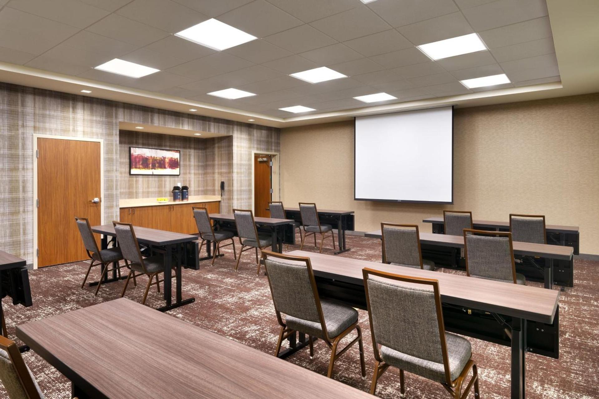 Courtyard by Marriott Atlanta Duluth Downtown photo 39