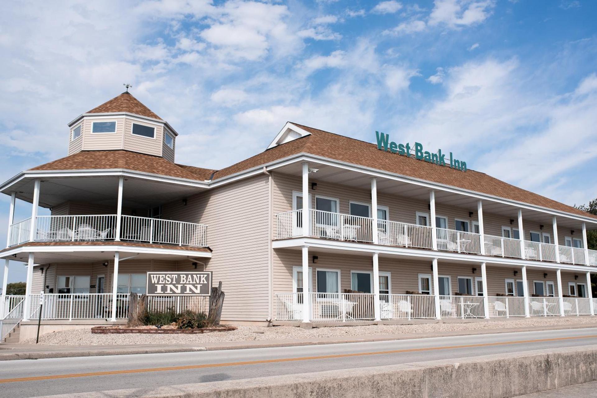 West Bank Inn photo 18