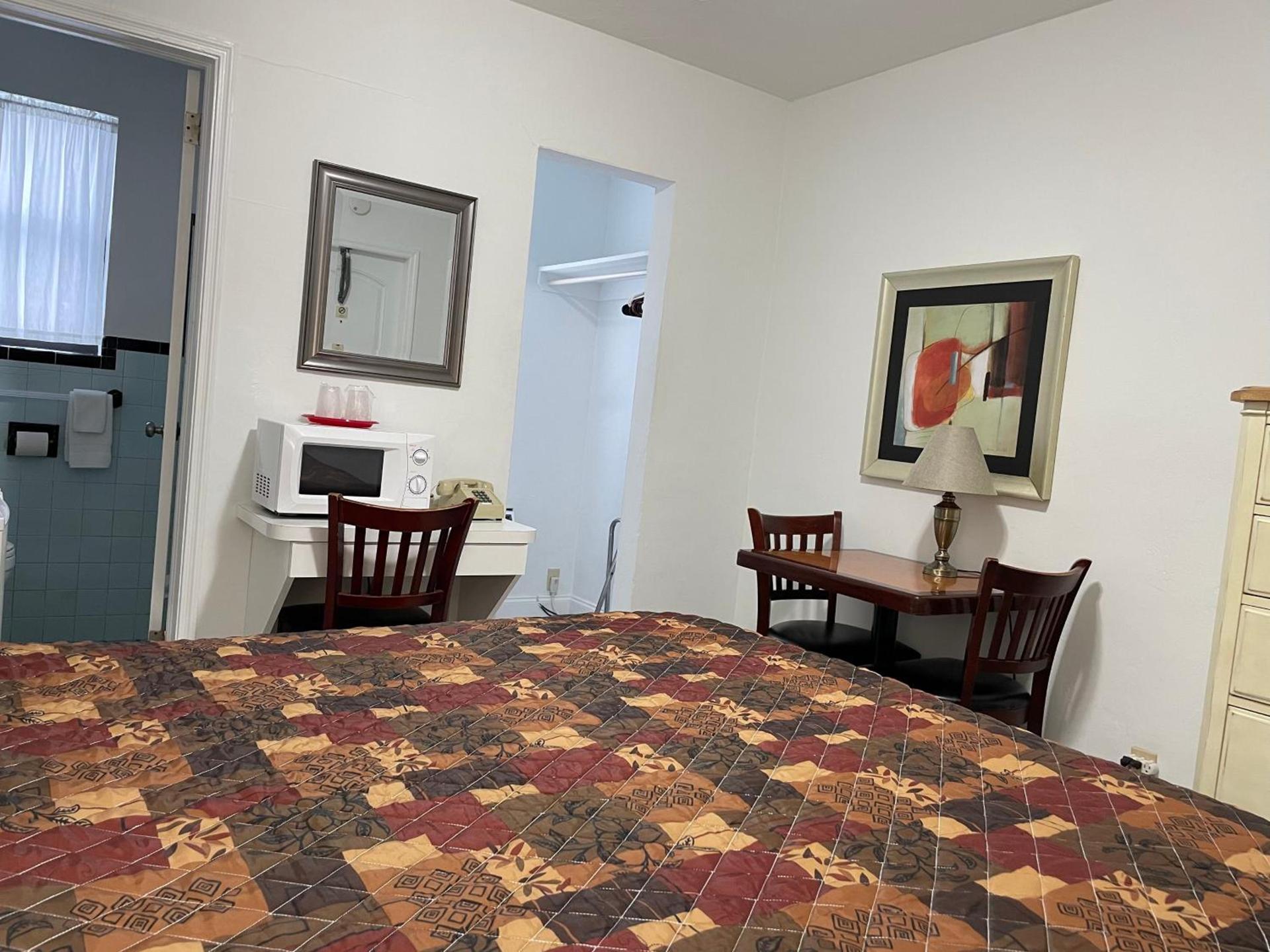 Shell Motel Hollywood photo 44