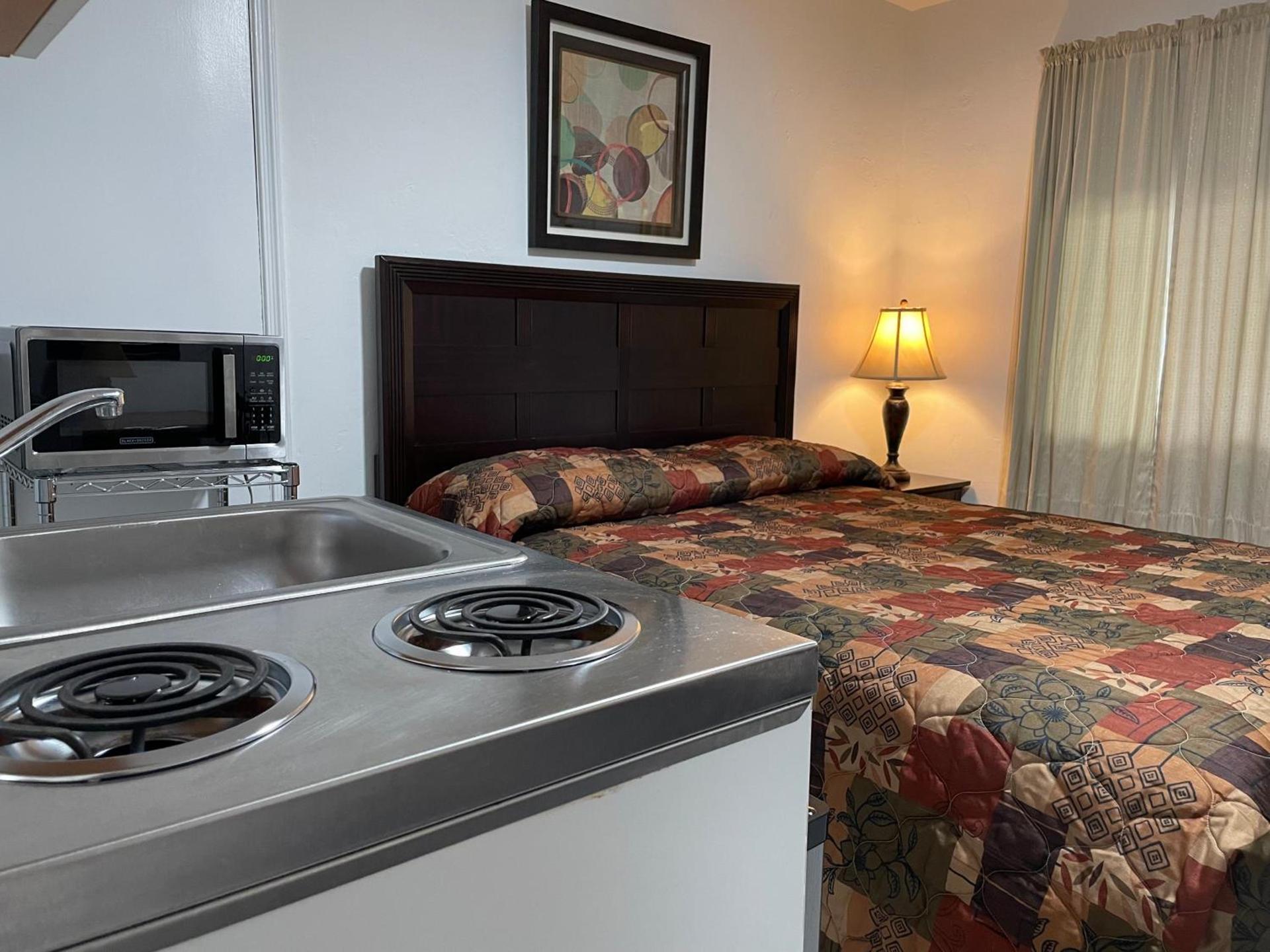 Shell Motel Hollywood photo 28