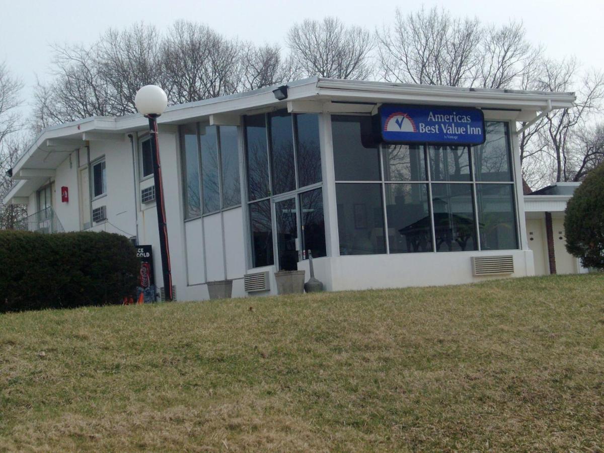 Americas Best Value Inn Smithtown/Long Island photo 23