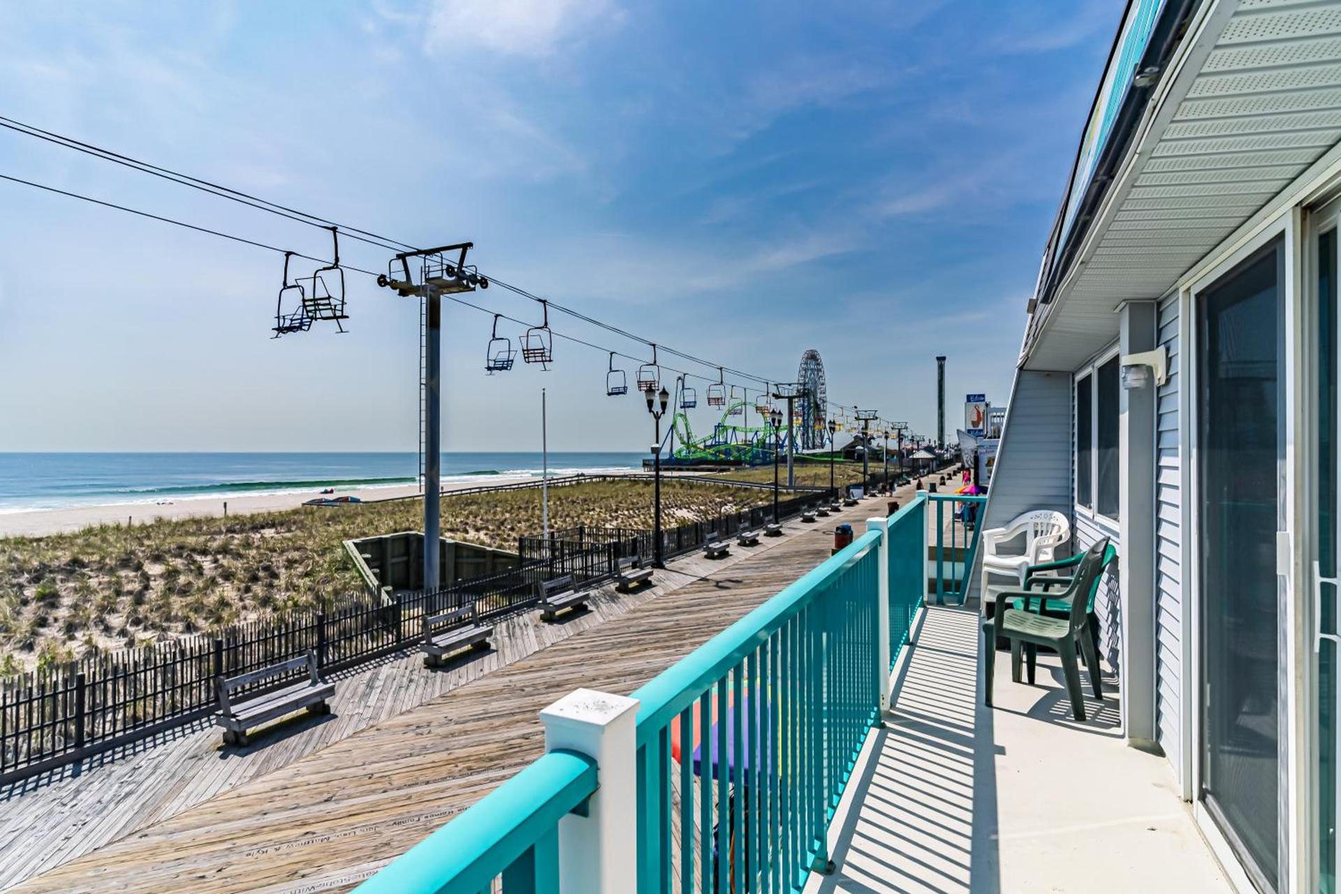 Boardwalk Sand & Surf Beach Hotel Oceanfront photo 34