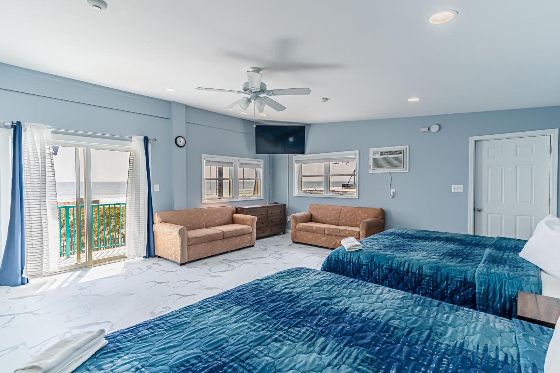 Boardwalk Sand & Surf Beach Hotel Oceanfront photo 37