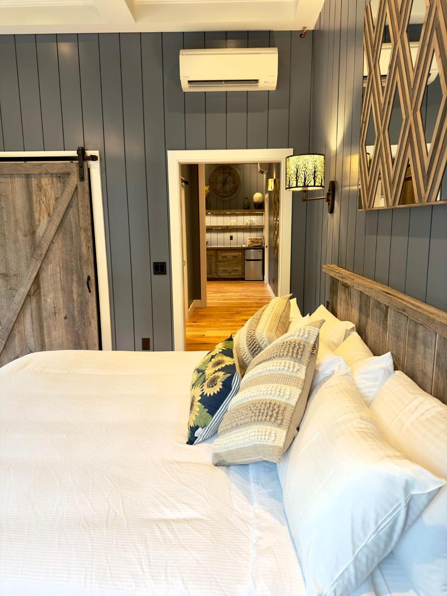 The Barnstead Inn photo 86