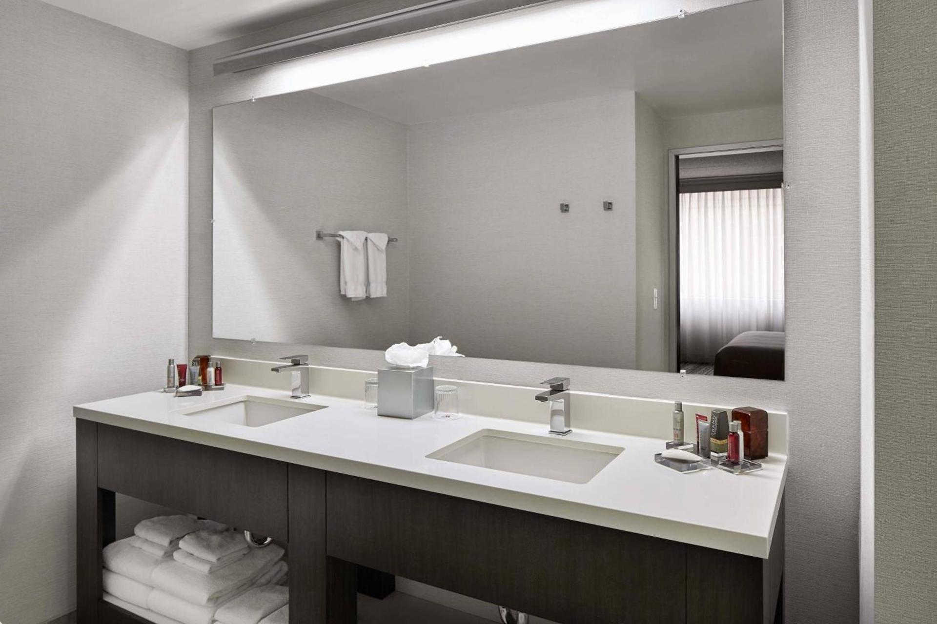 Marriott Columbus Northwest photo 12
