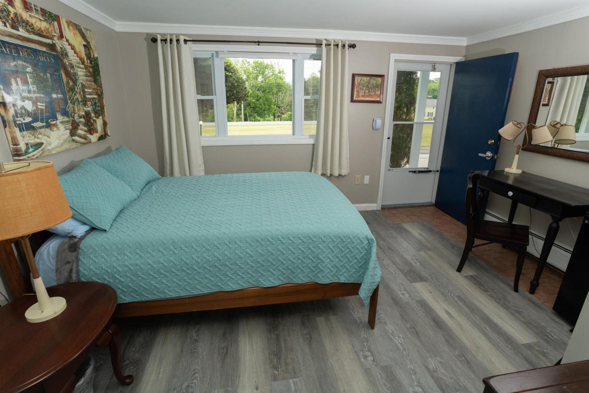 Governor's Rock Motel photo 43