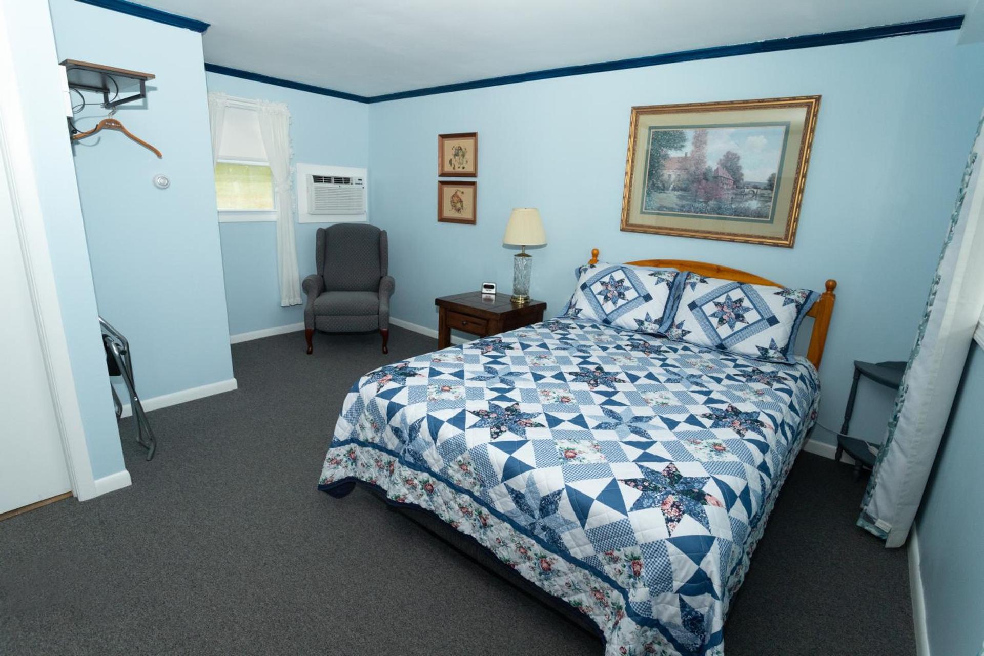 Governor's Rock Motel photo 48