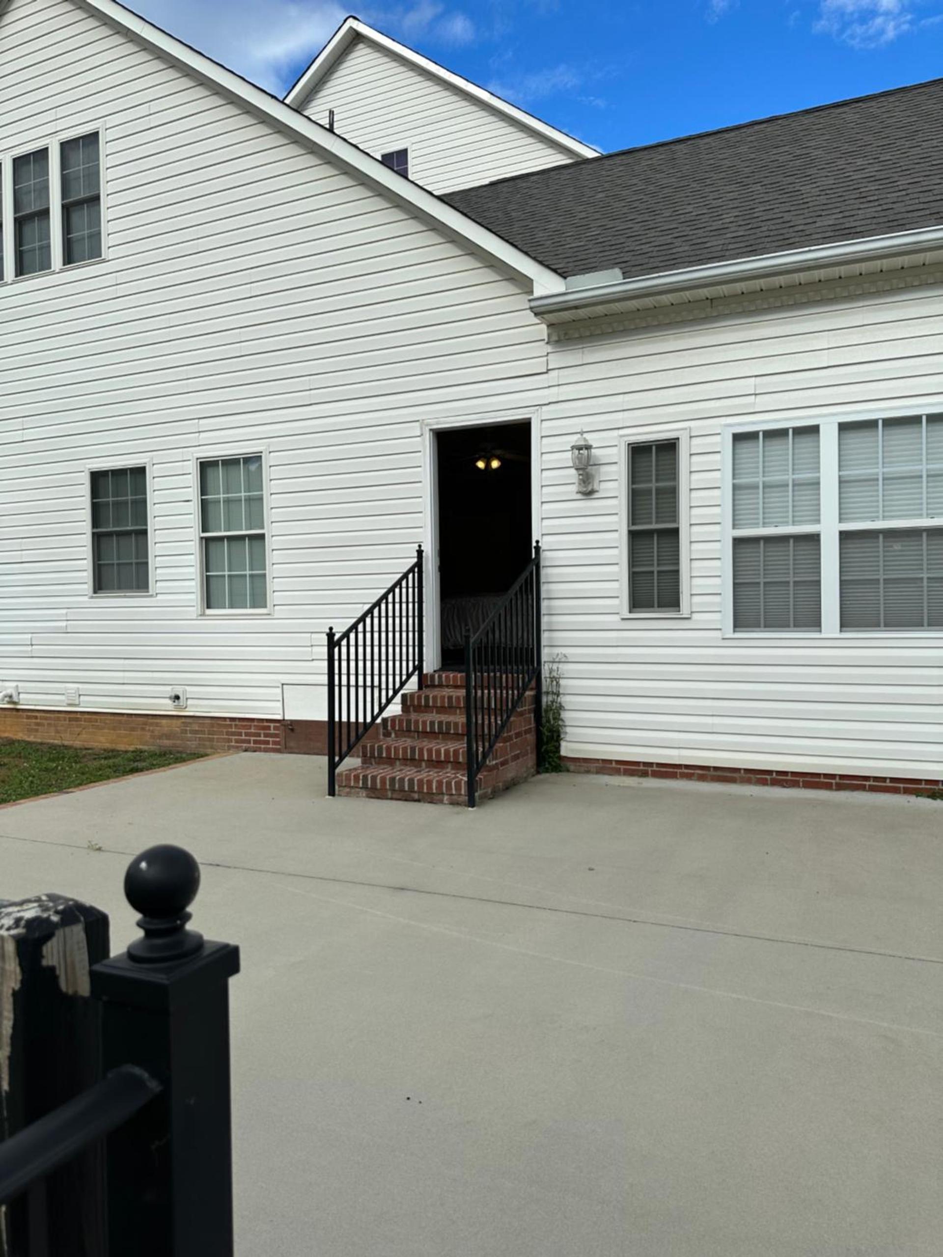 MooreField Suites Greensboro East photo 4