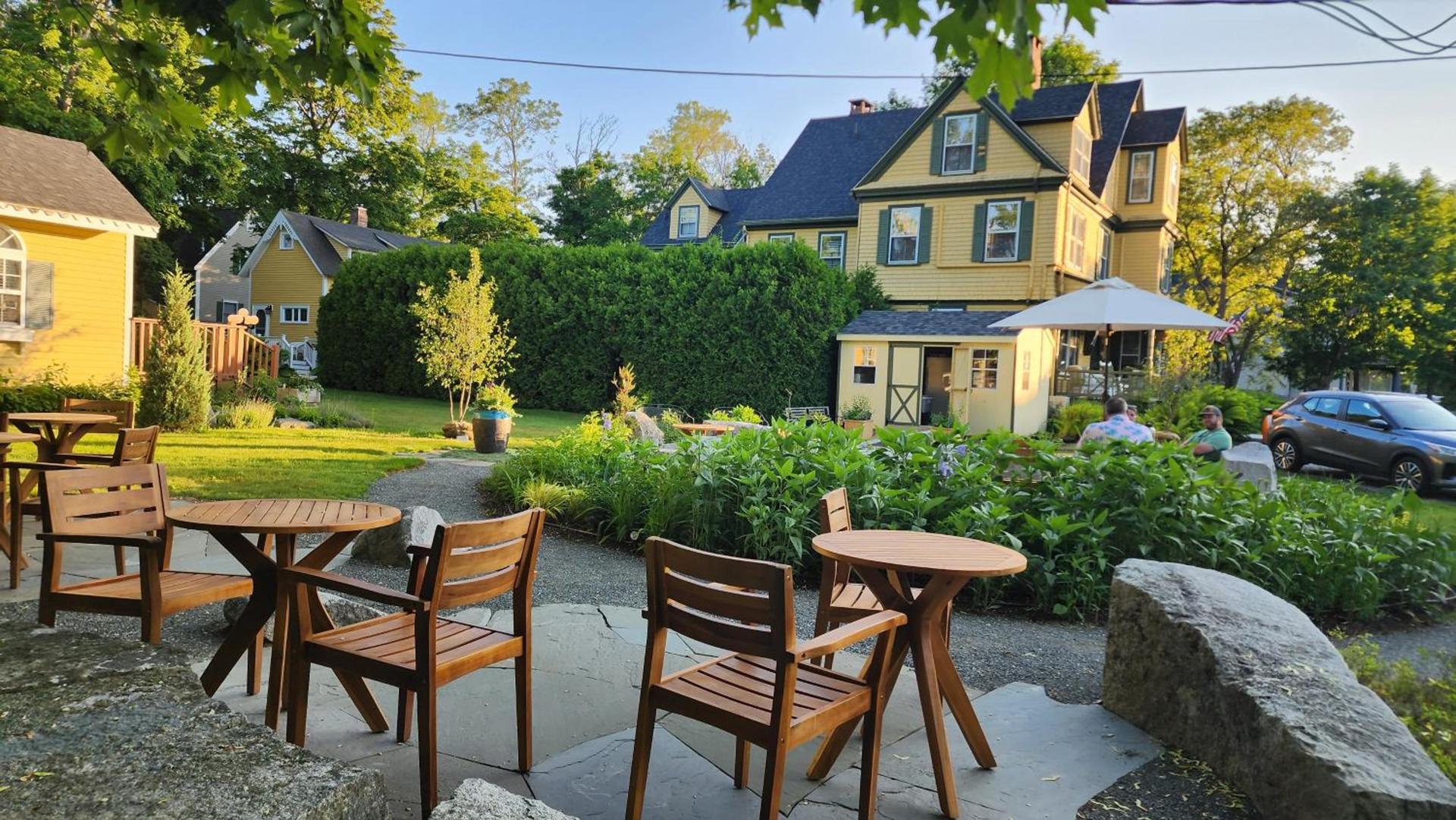Sand Bar Cottage Inn photo 62