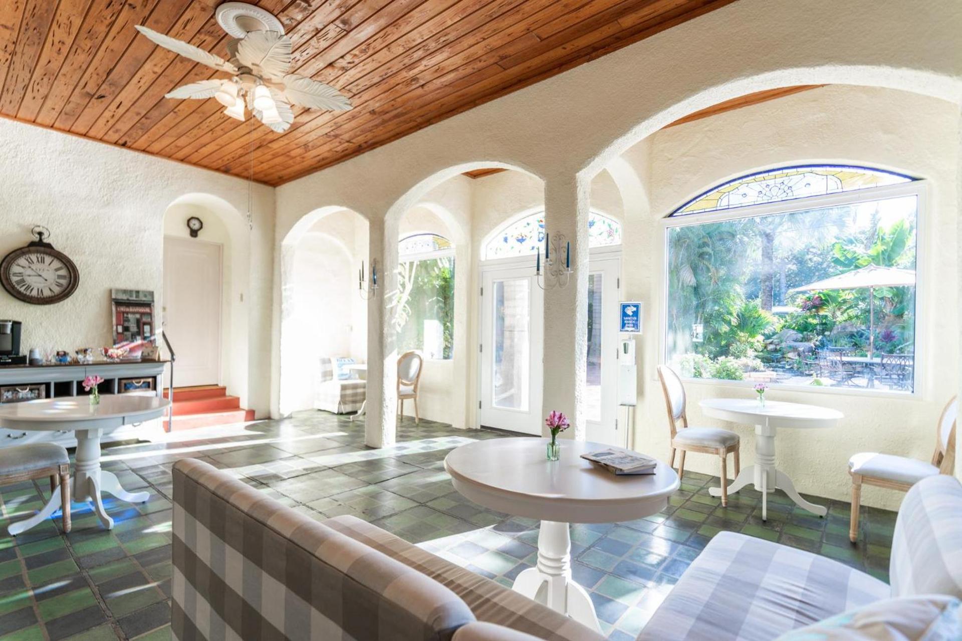 Banyan House Vacation Rentals photo 5