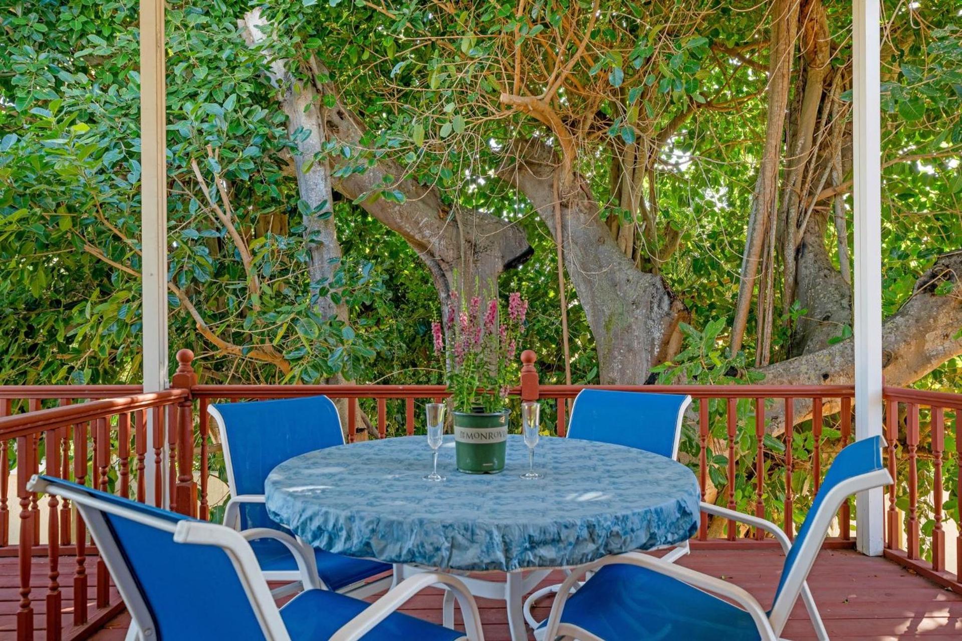 Banyan House Vacation Rentals photo 11