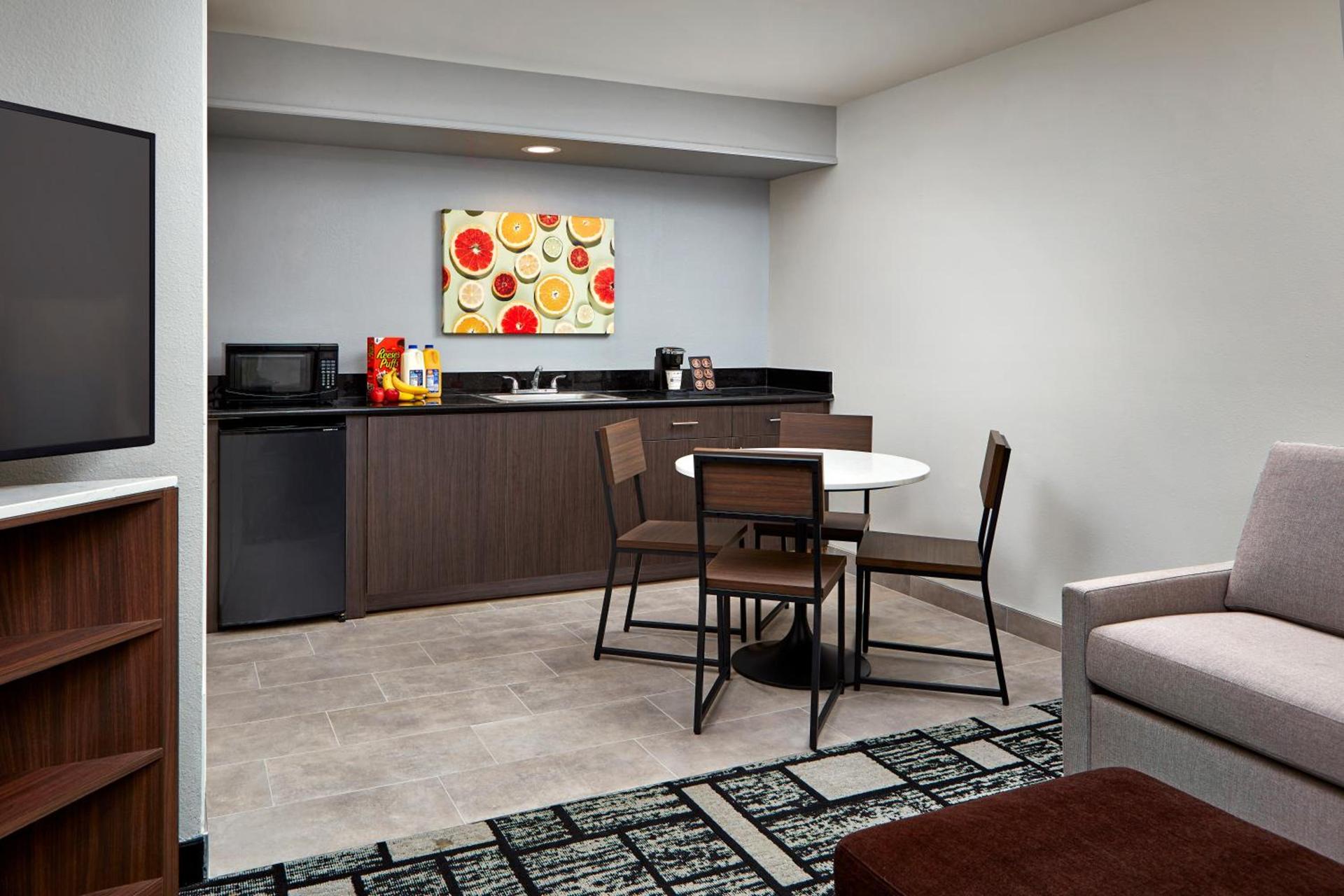 Best Western Plus Meridian Inn & Suites, Anaheim-Orange photo 64