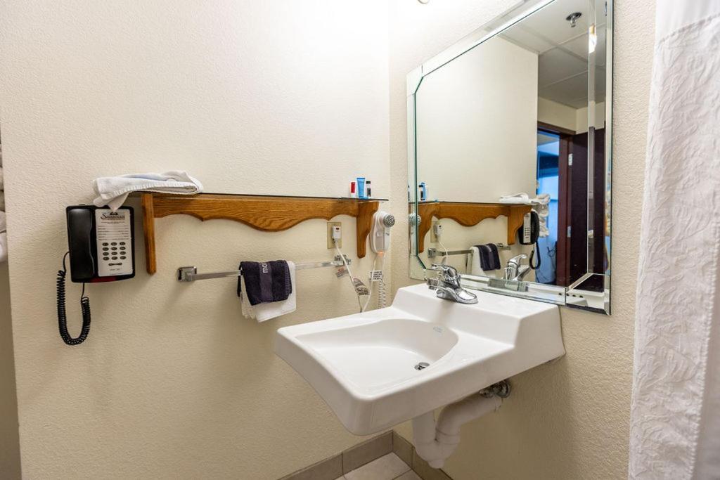 Savannah House Hotel photo 49