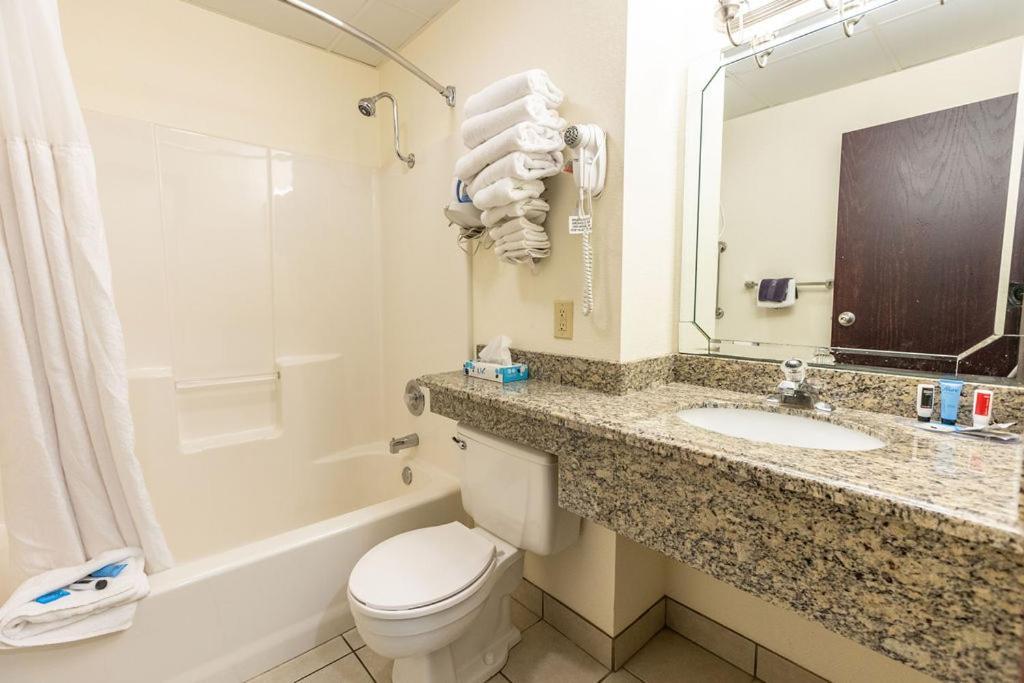 Savannah House Hotel photo 47