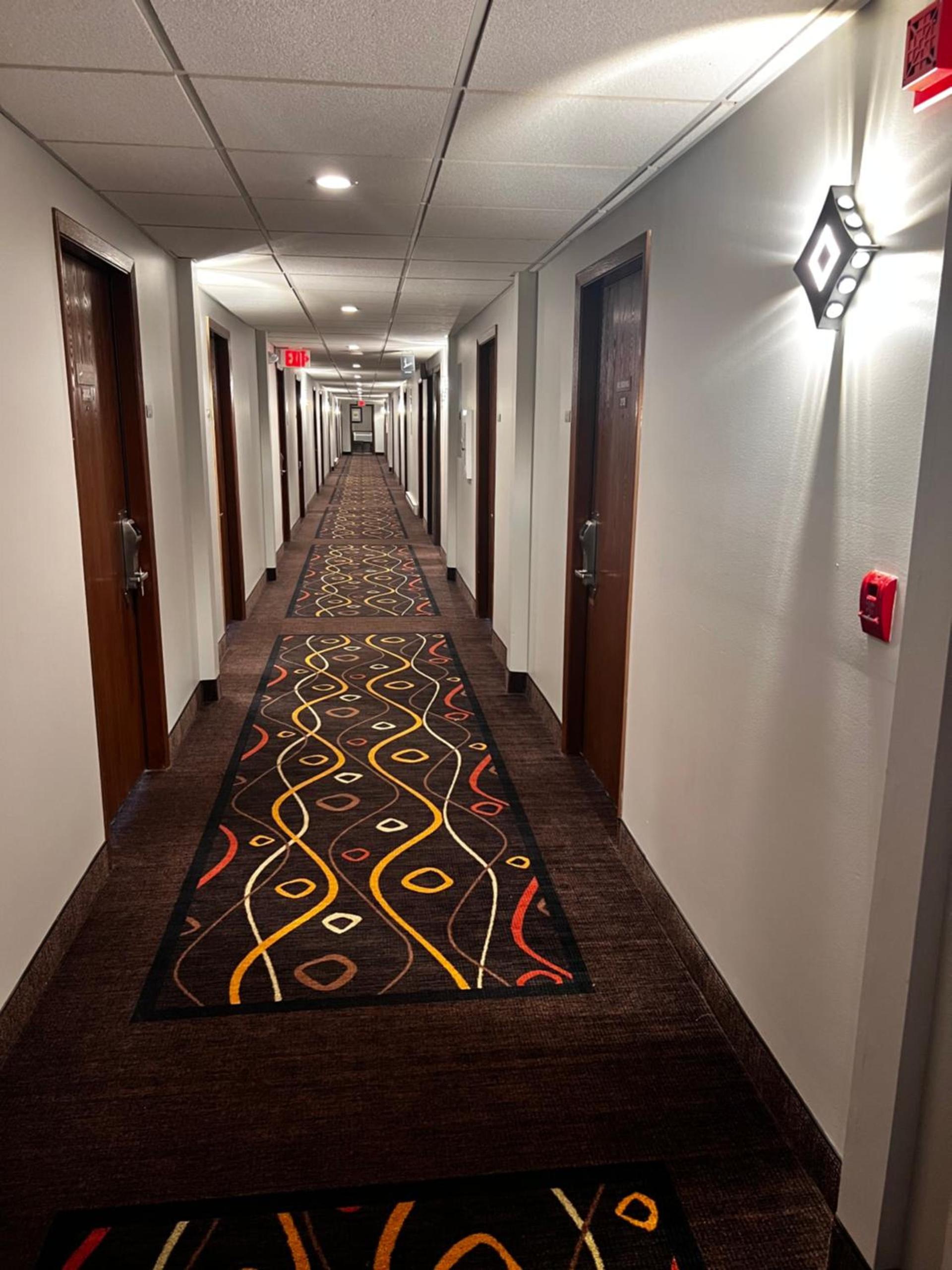 Sky Lodge Inn & Suites - Delavan photo 48