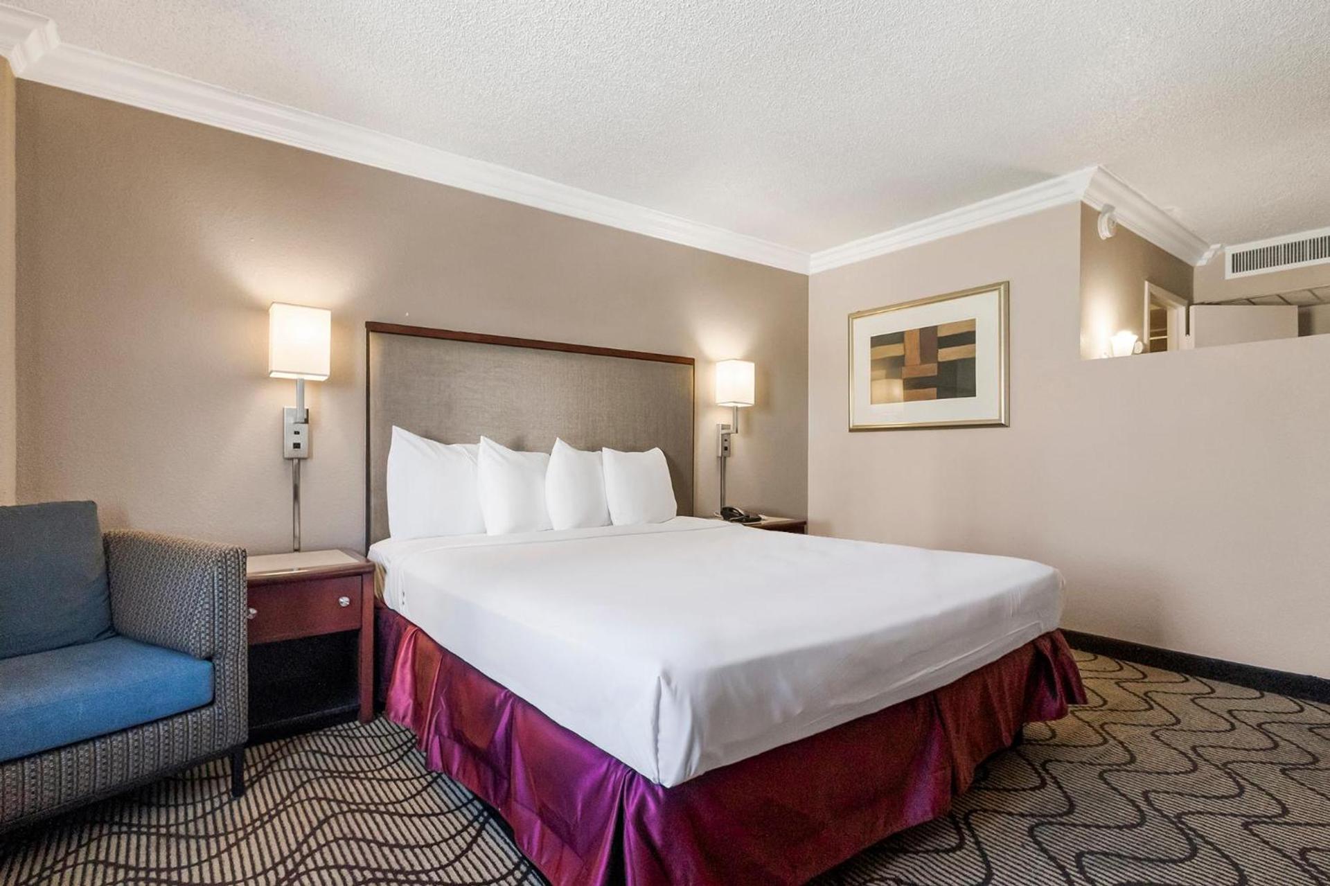 Jack London Inn photo 22