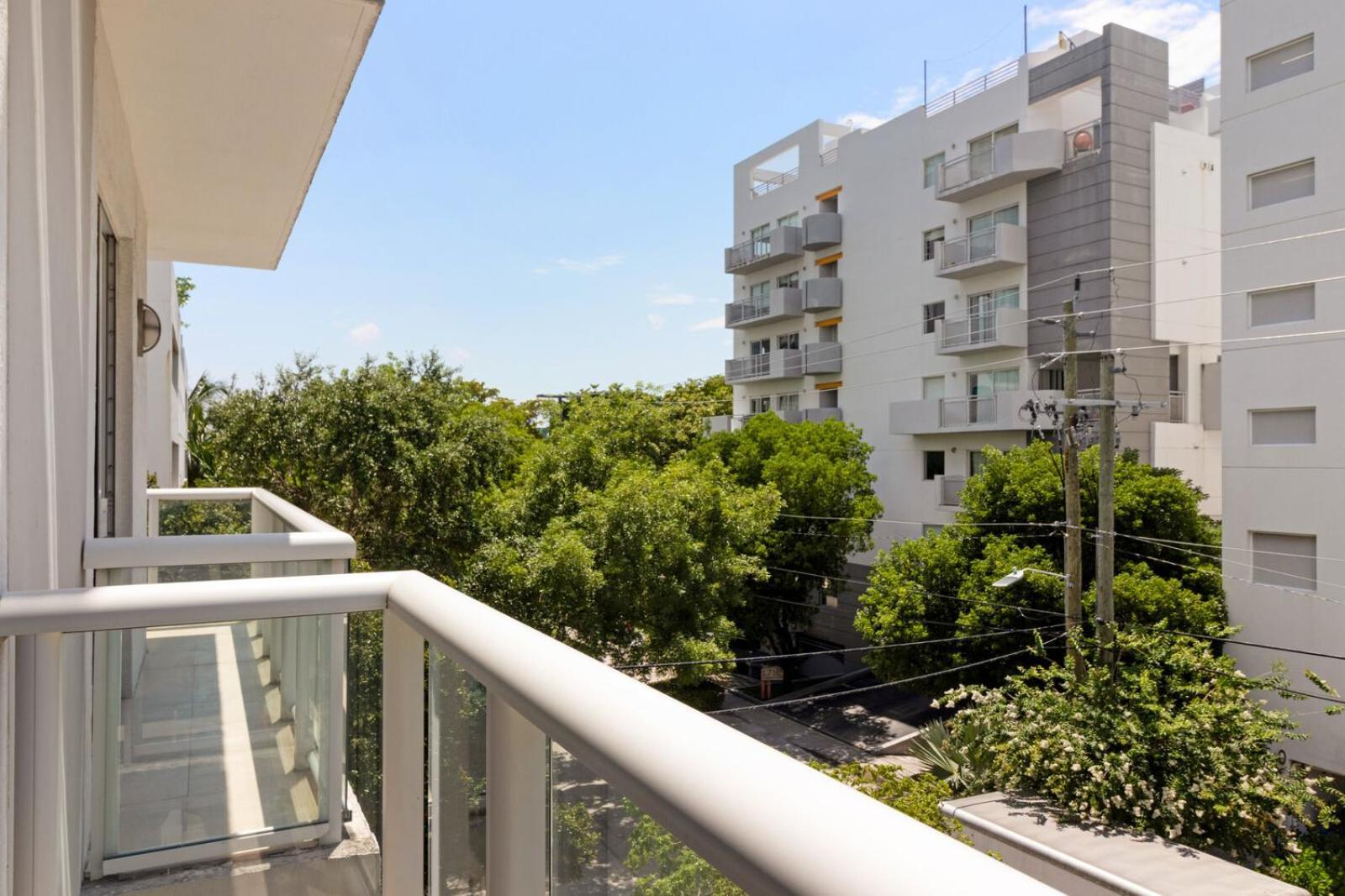 Roami at Habitat Brickell photo 61