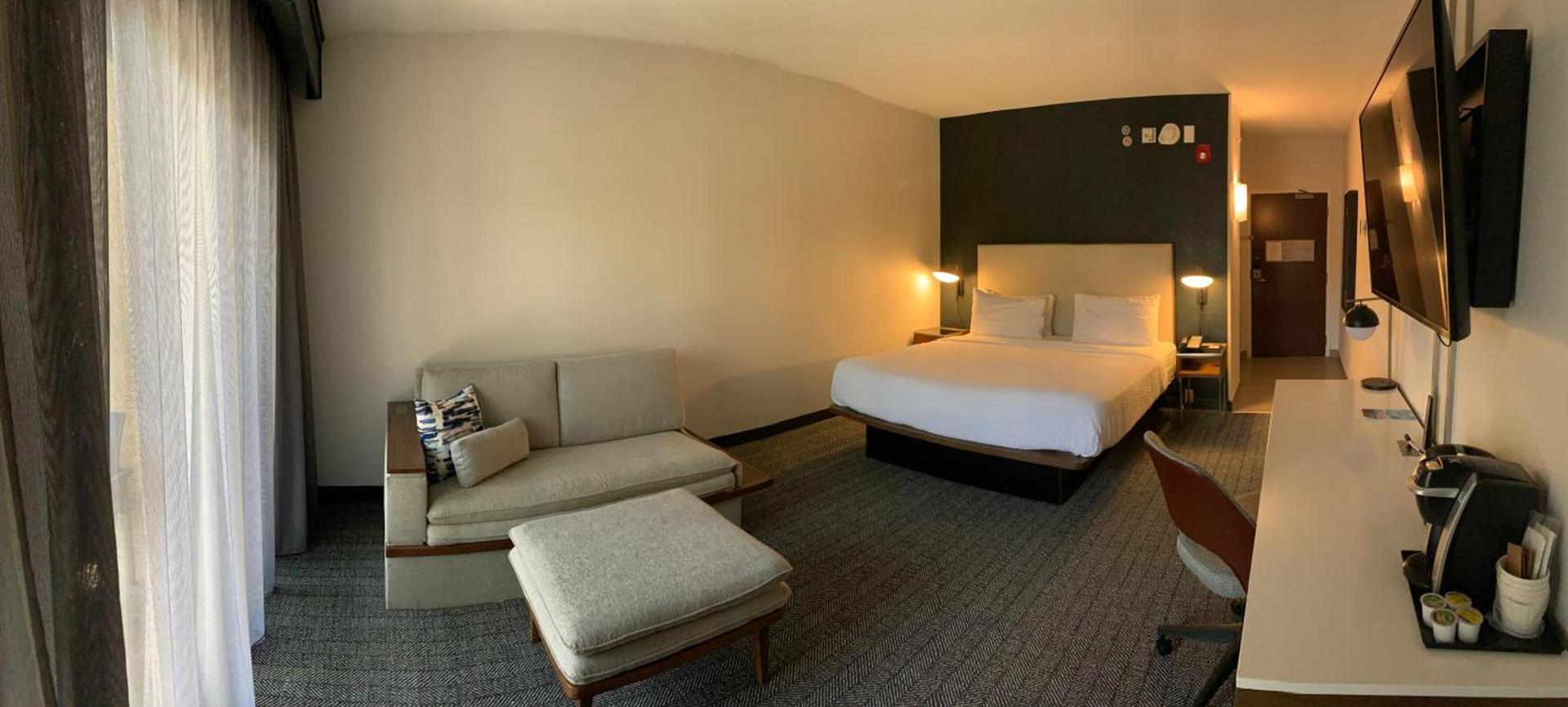 Courtyard by Marriott Charlotte Ballantyne photo 9