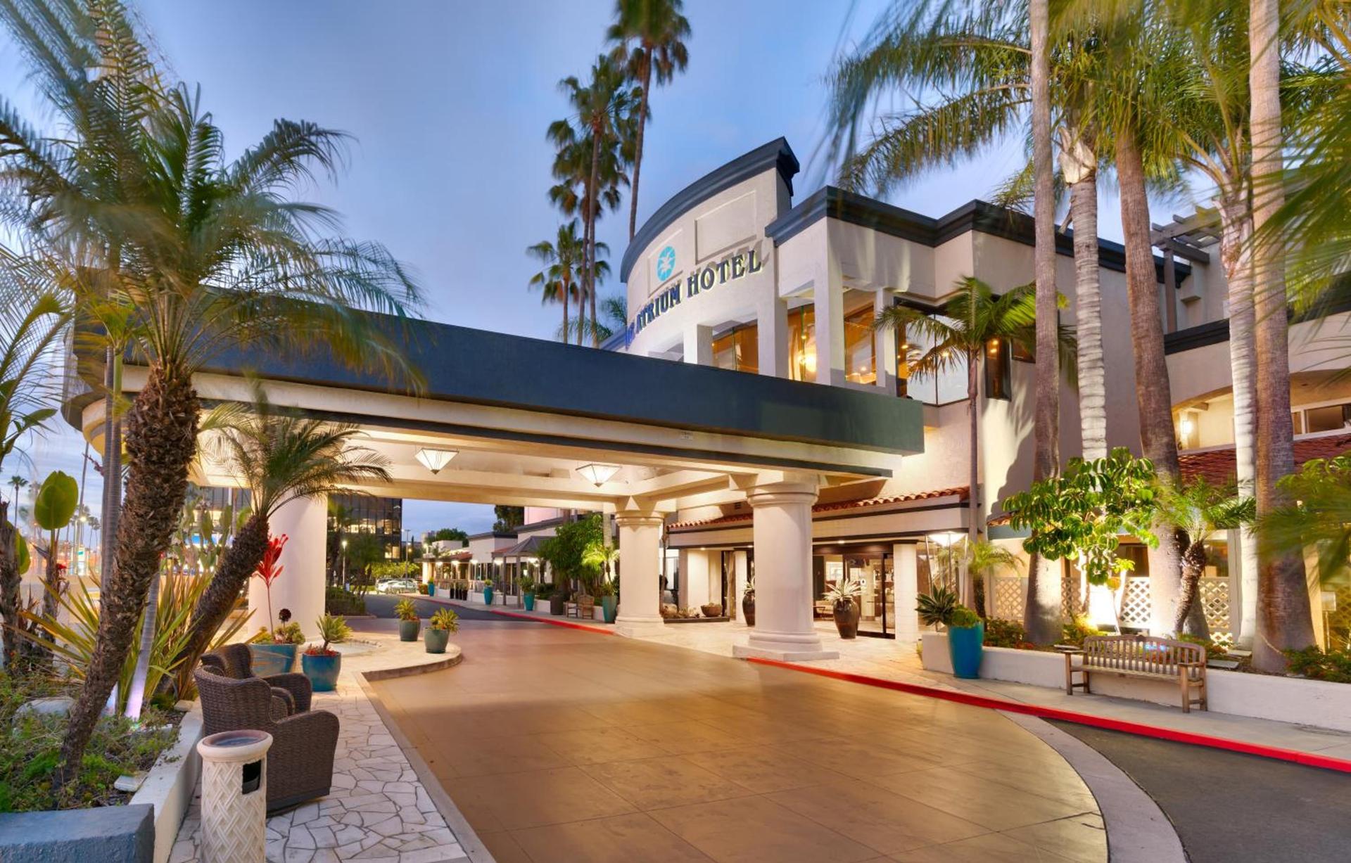 Atrium Hotel Orange County photo 10