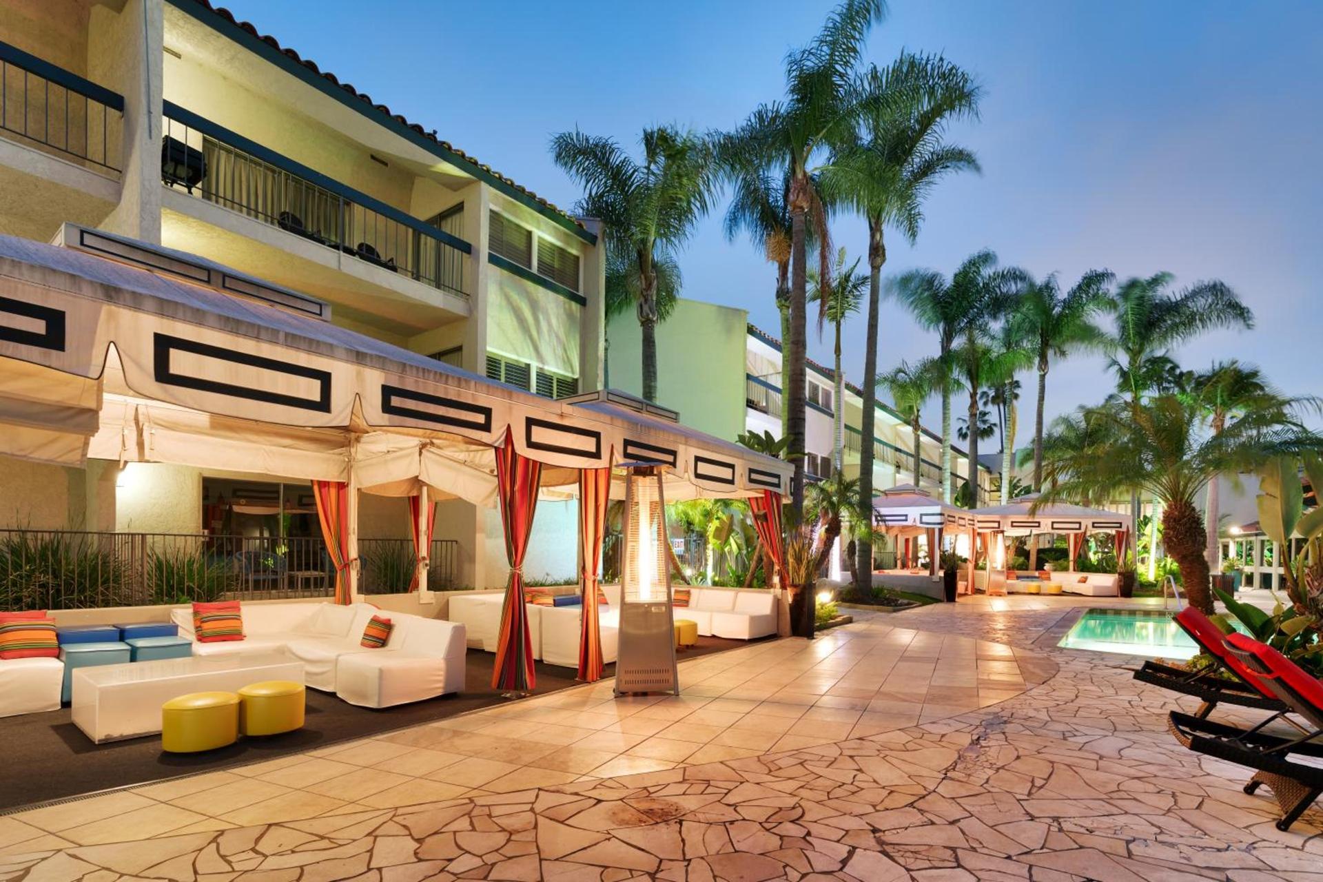 Atrium Hotel Orange County photo 31