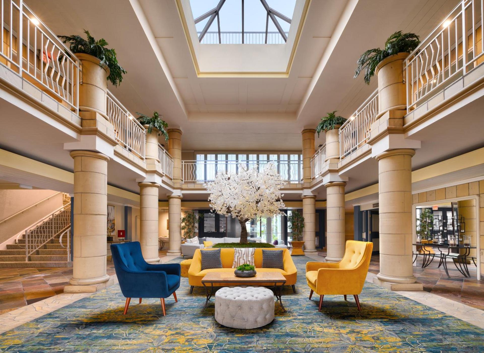 Atrium Hotel Orange County photo 35