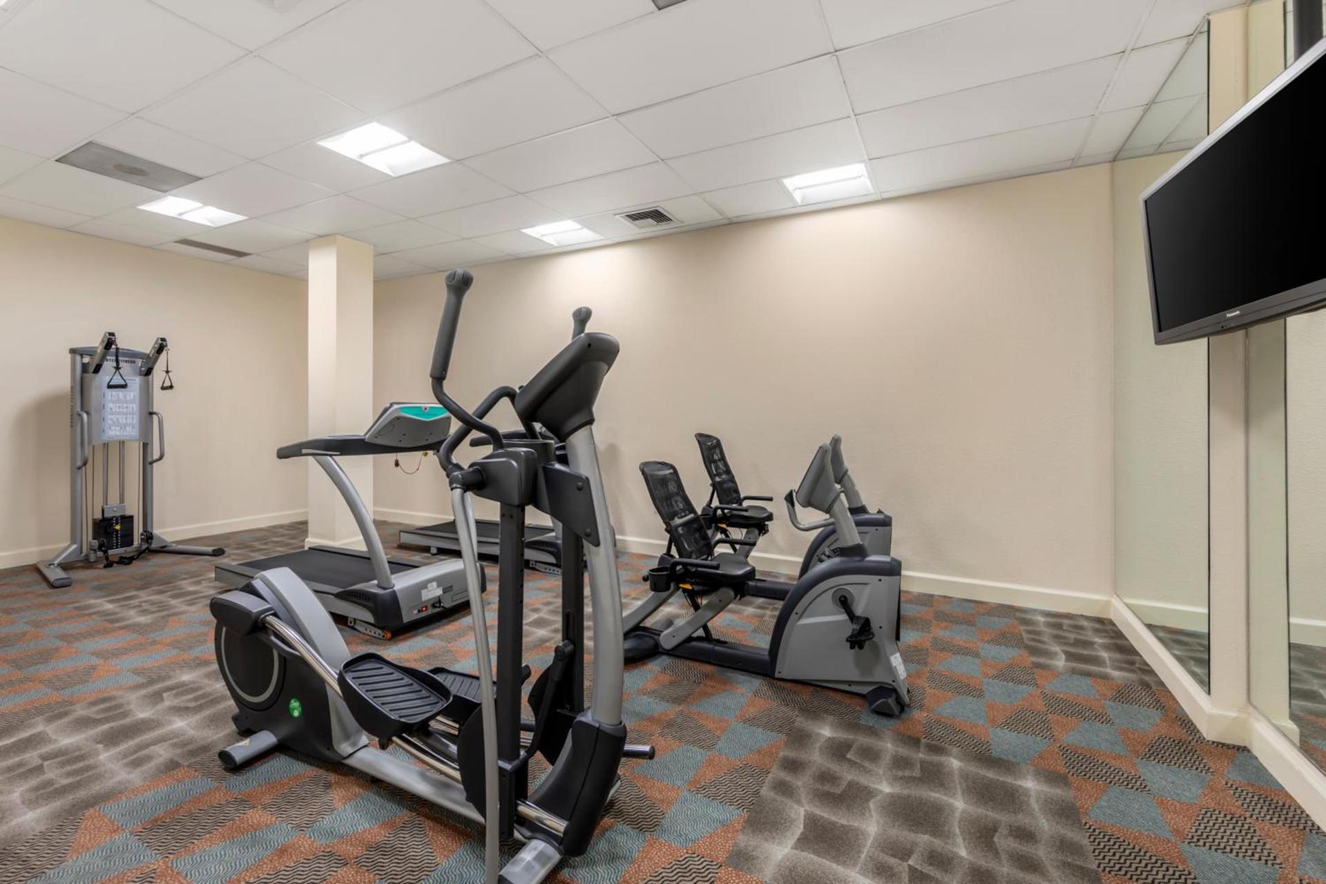 Clarion Hotel Anaheim Resort photo 12