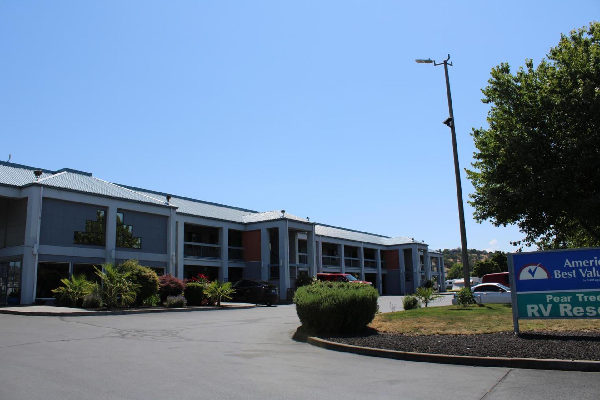 Americas Best Value Inn Phoenix Medford photo 16