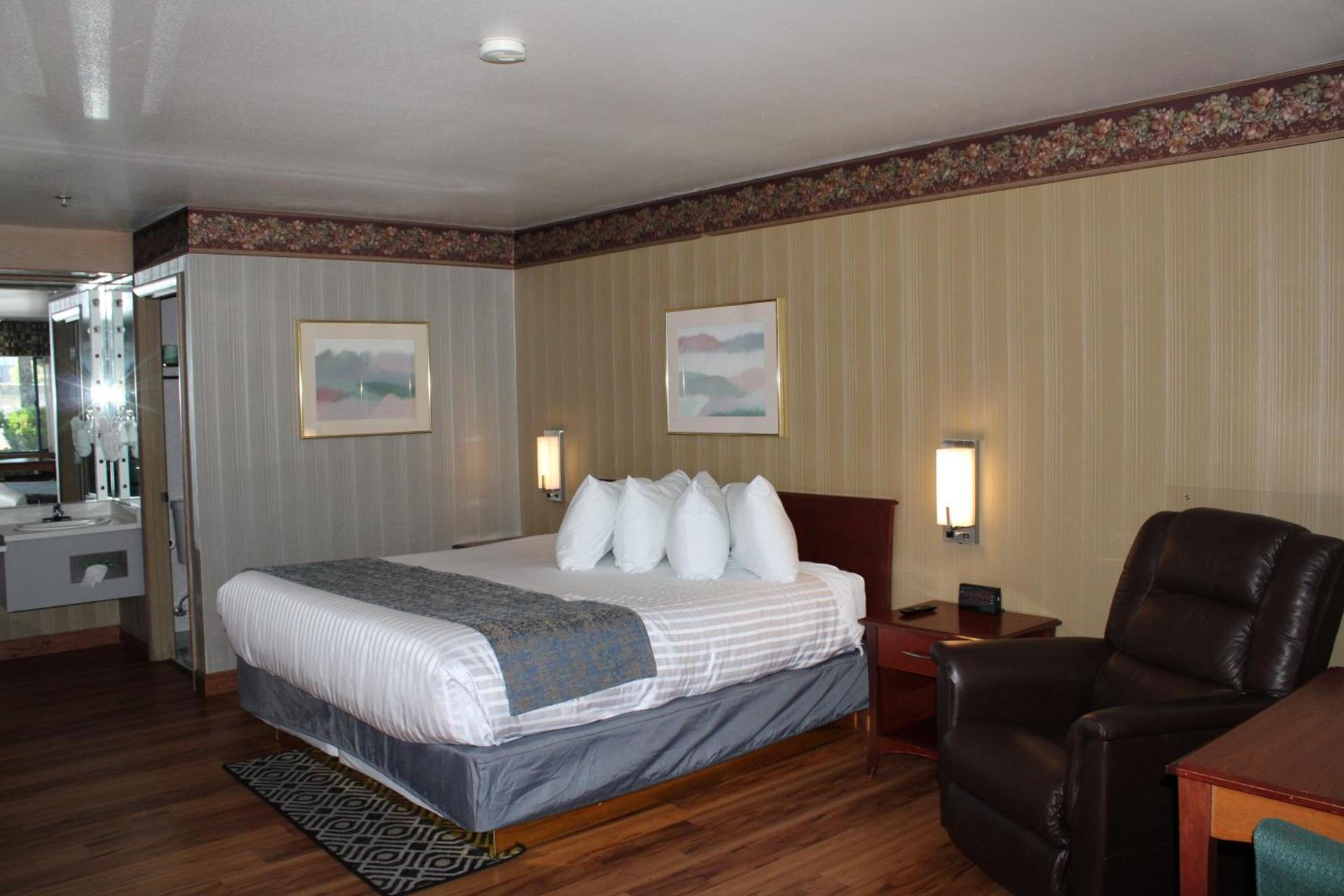 Americas Best Value Inn Phoenix Medford photo 23