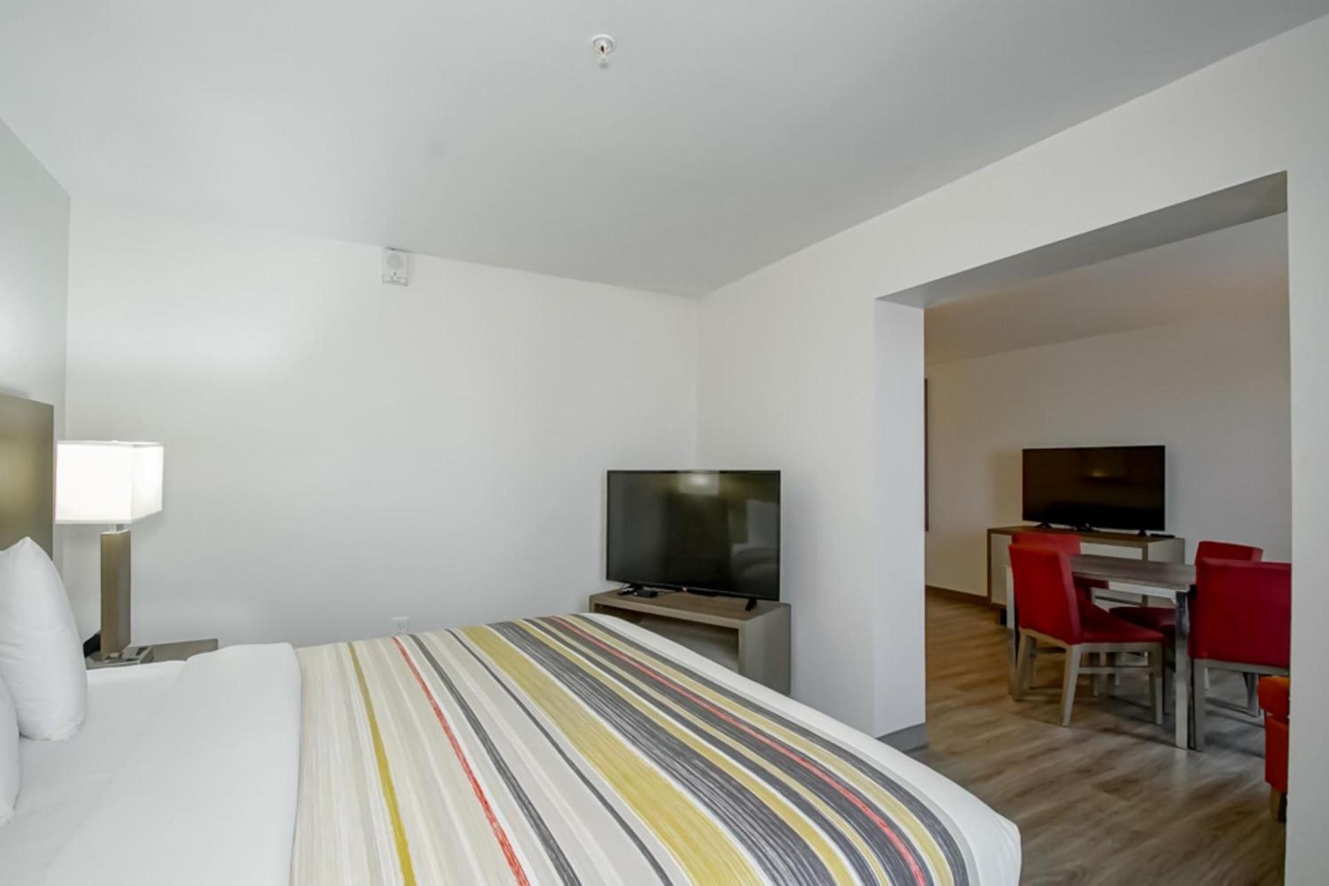 Country Inn & Suites by Radisson, New Orleans I-10 East, LA photo 33