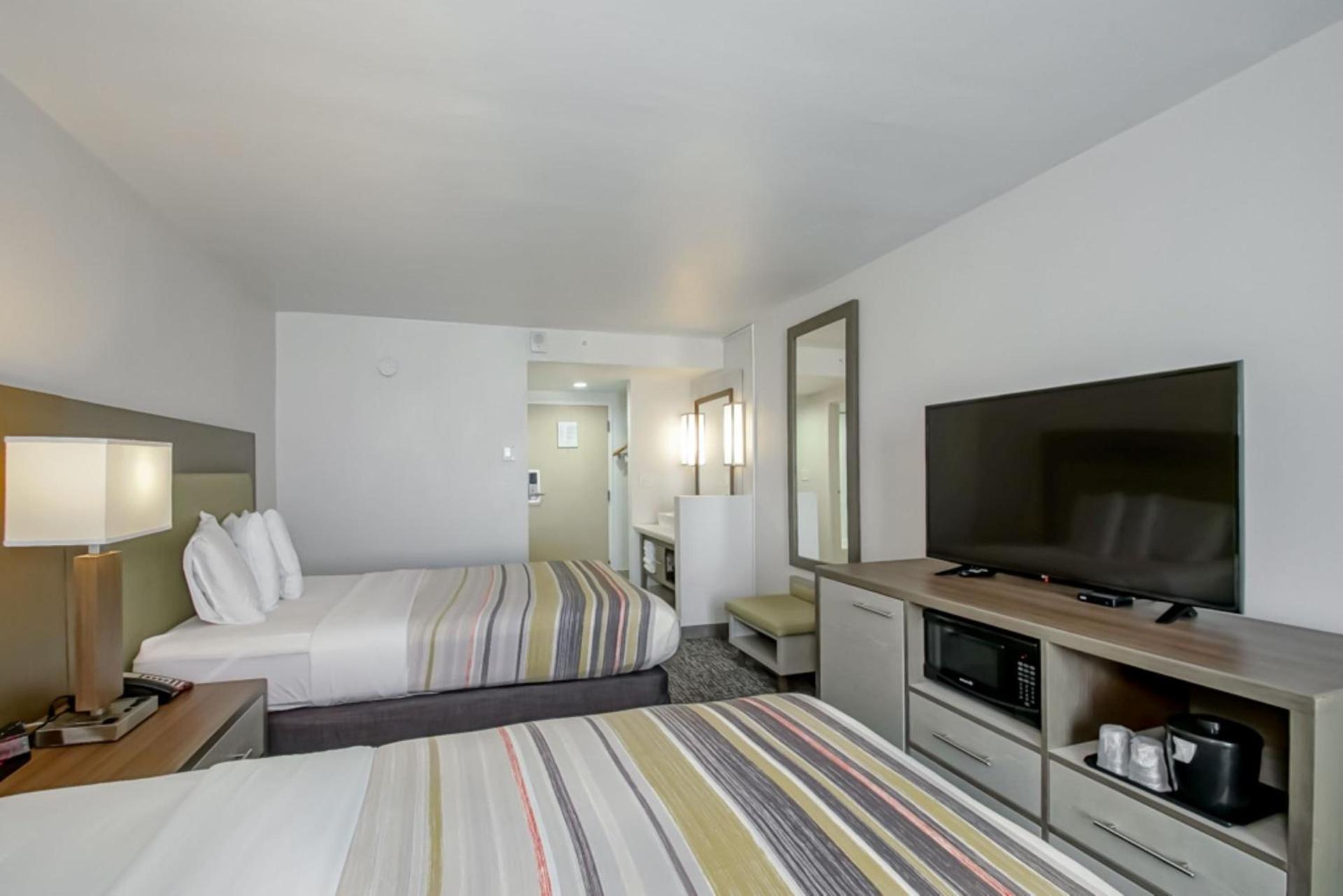 Country Inn & Suites by Radisson, New Orleans I-10 East, LA photo 36