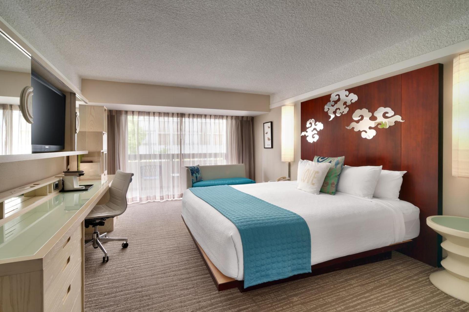 Atrium Hotel Orange County photo 47