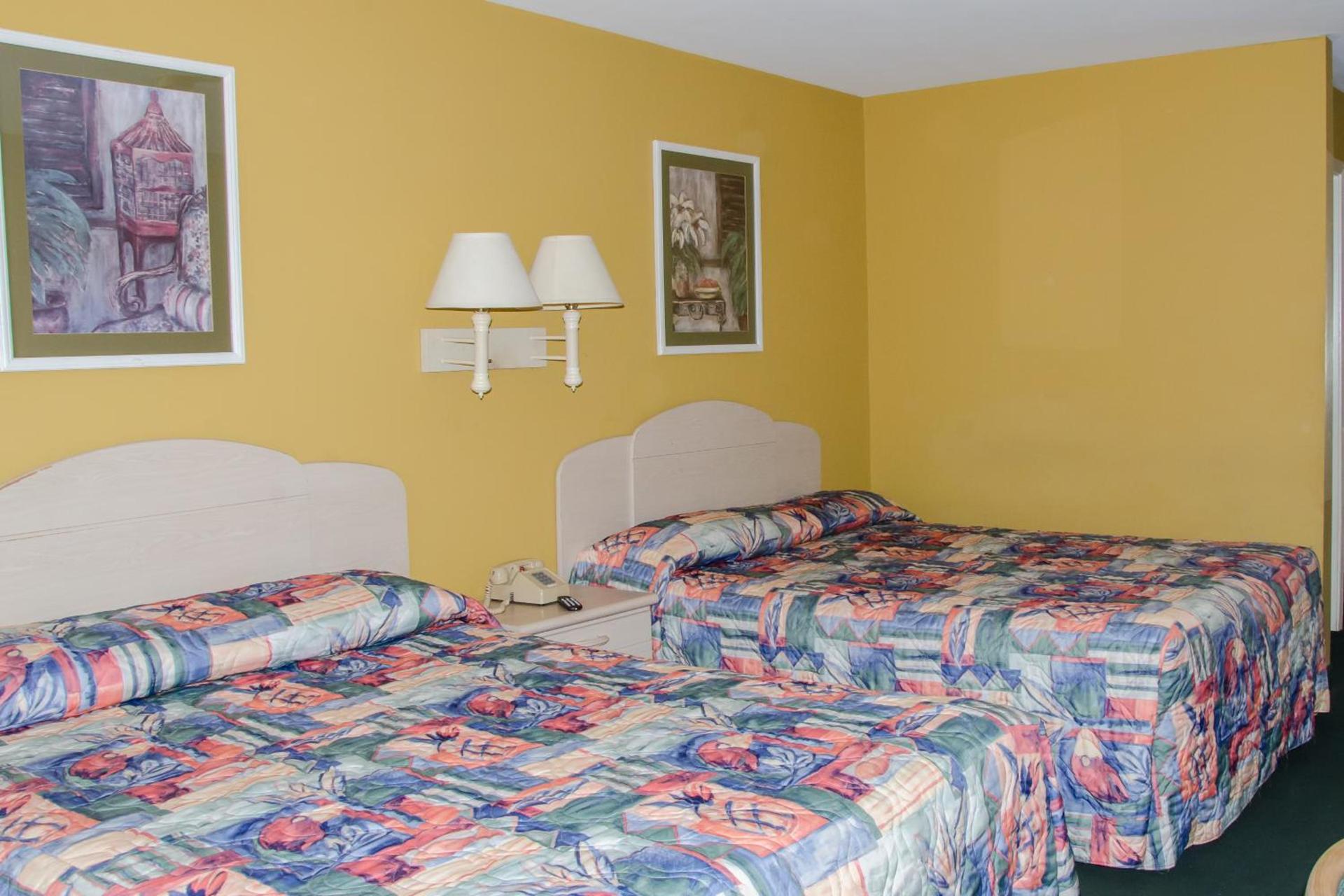Key West Inn - Childersburg photo 17