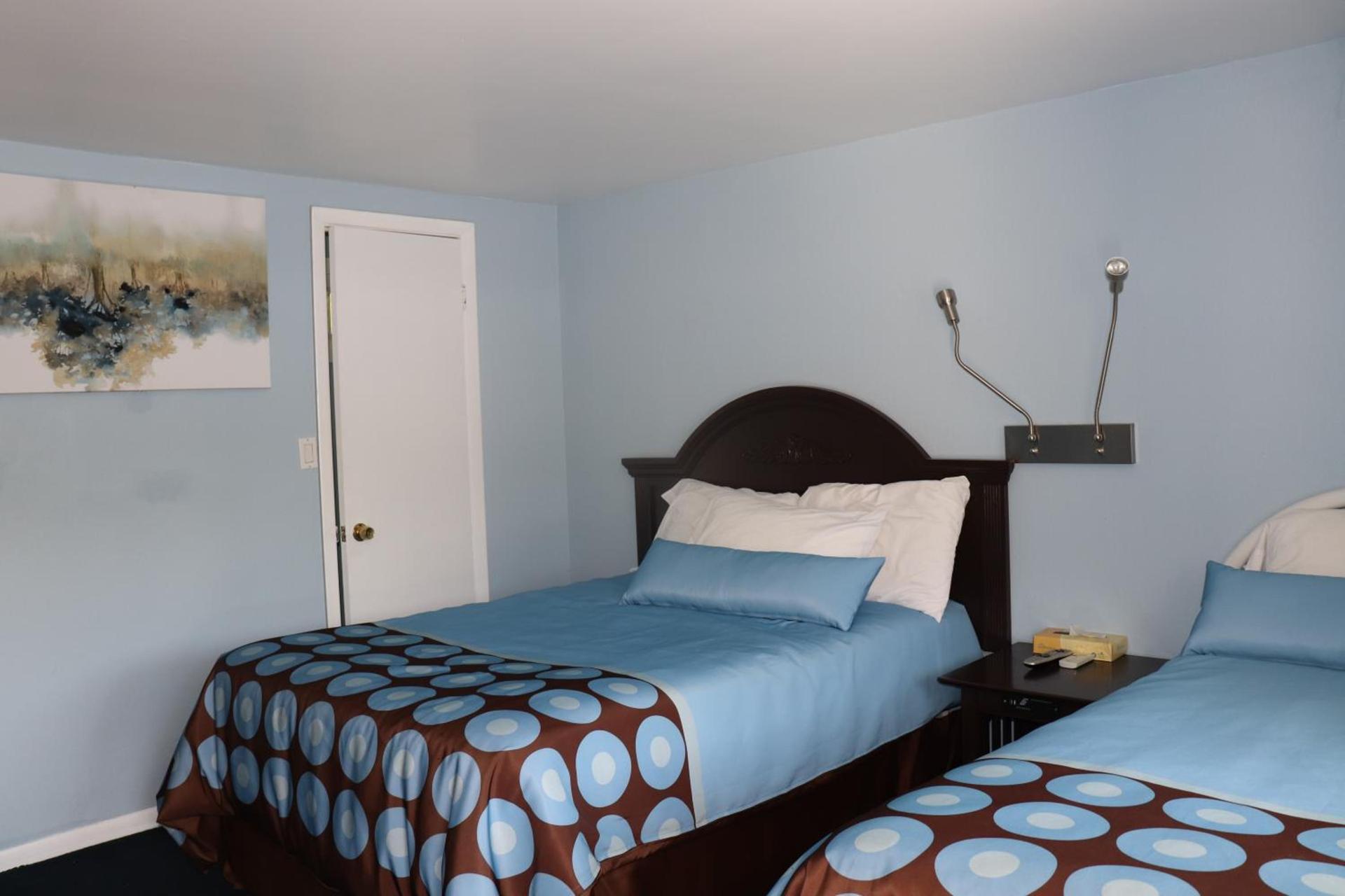 Hitching Post Motel photo 58