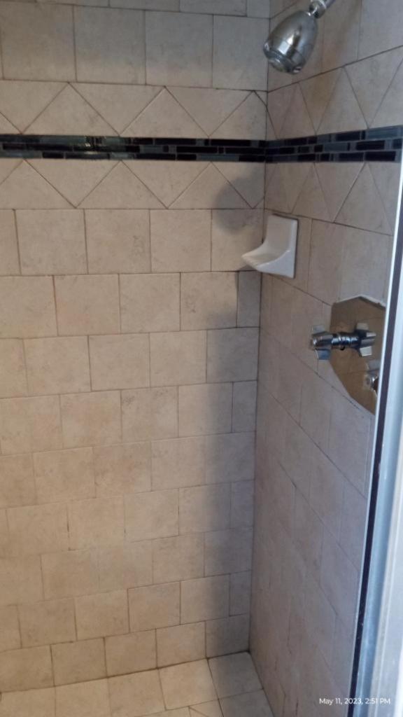 Travelers Beach Inn photo 24
