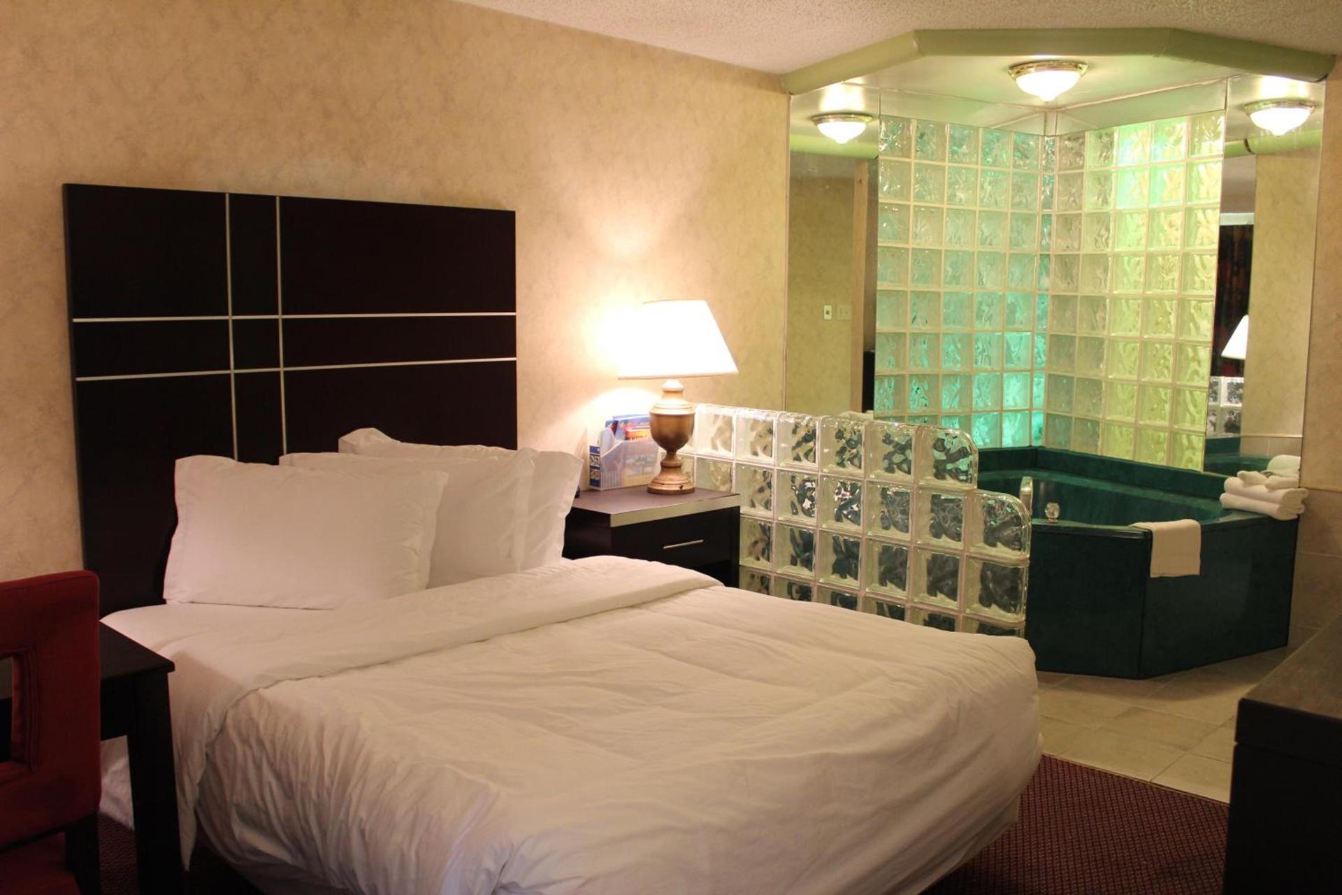 Oceanside Lodge photo 9
