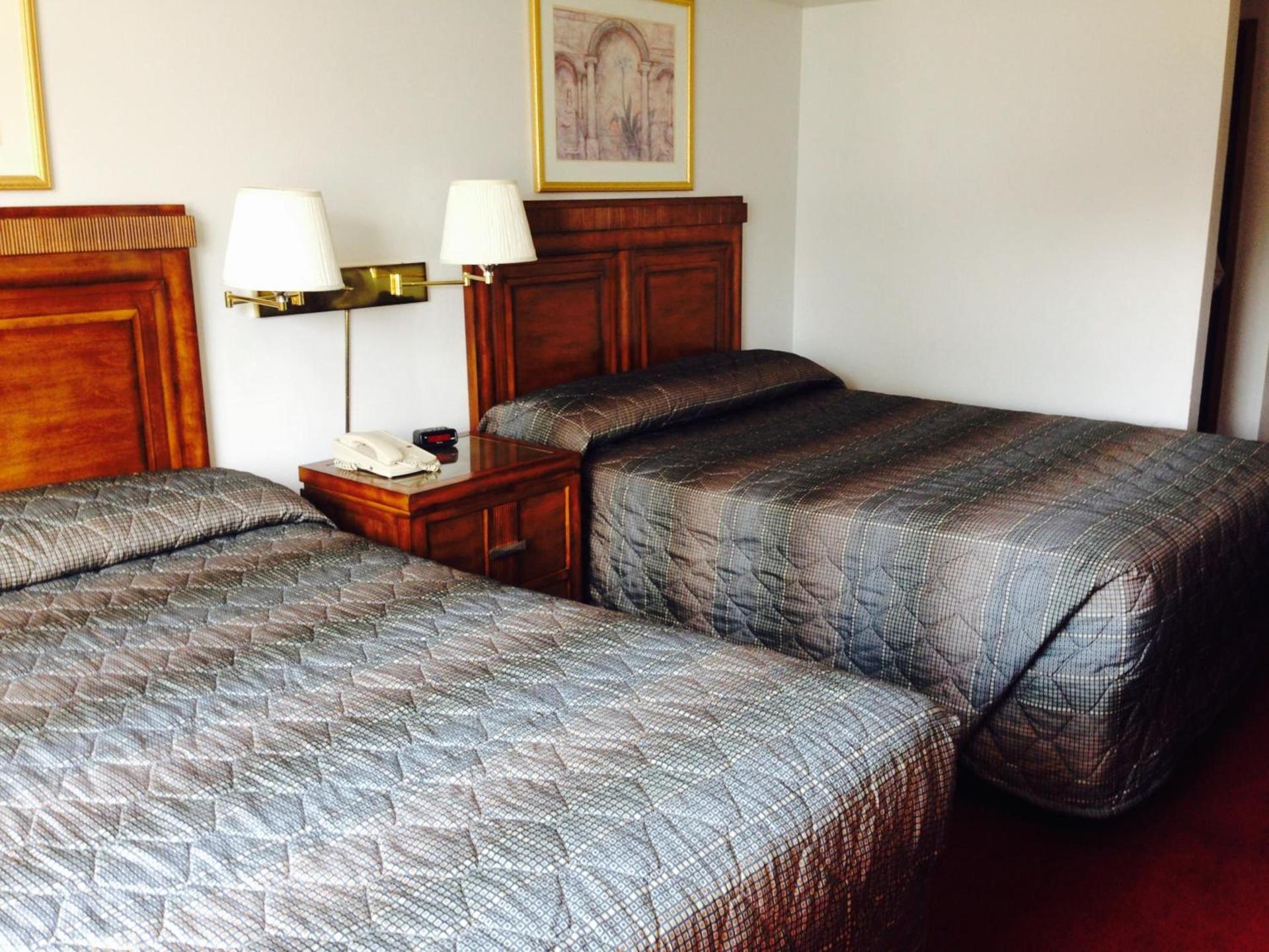 Bay City Inn photo 30
